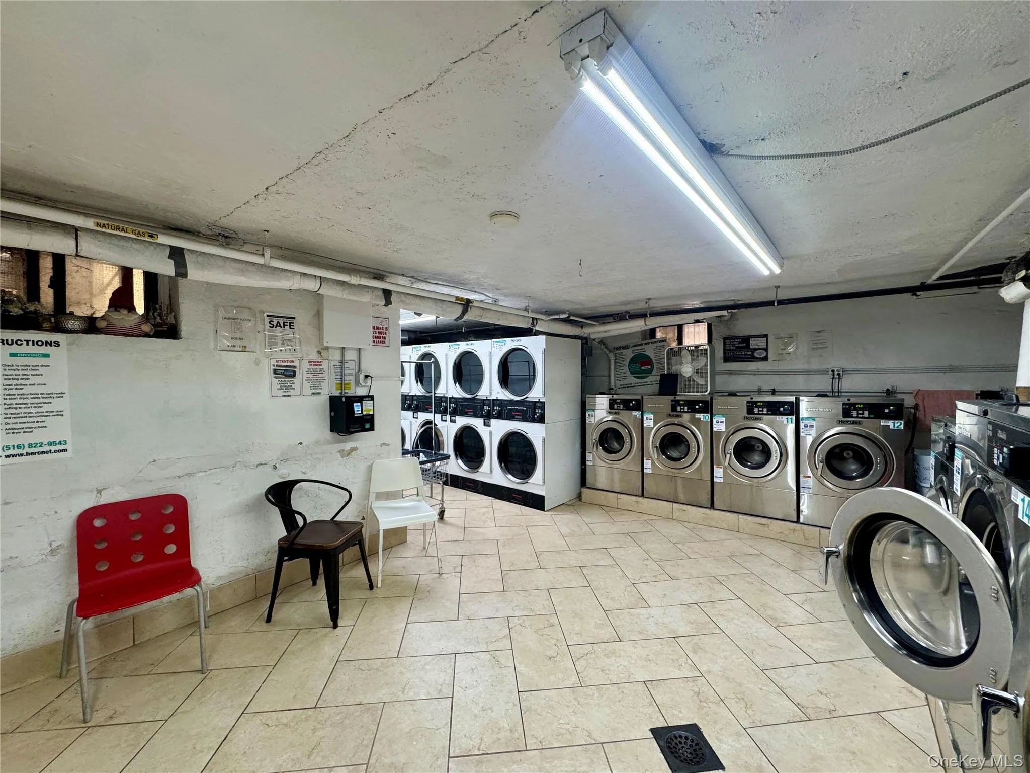 37-21 80th Street, New York, NY, 1 Bedroom Bedrooms, 3 Rooms Rooms,1 BathroomBathrooms,Residential,For Rent,80th,0,1006539 37-21 80th Street, New York, NY, 1 Bedroom Bedrooms, 3 Rooms Rooms,1 BathroomBathrooms,Residential,For Rent,80th,0,1006539