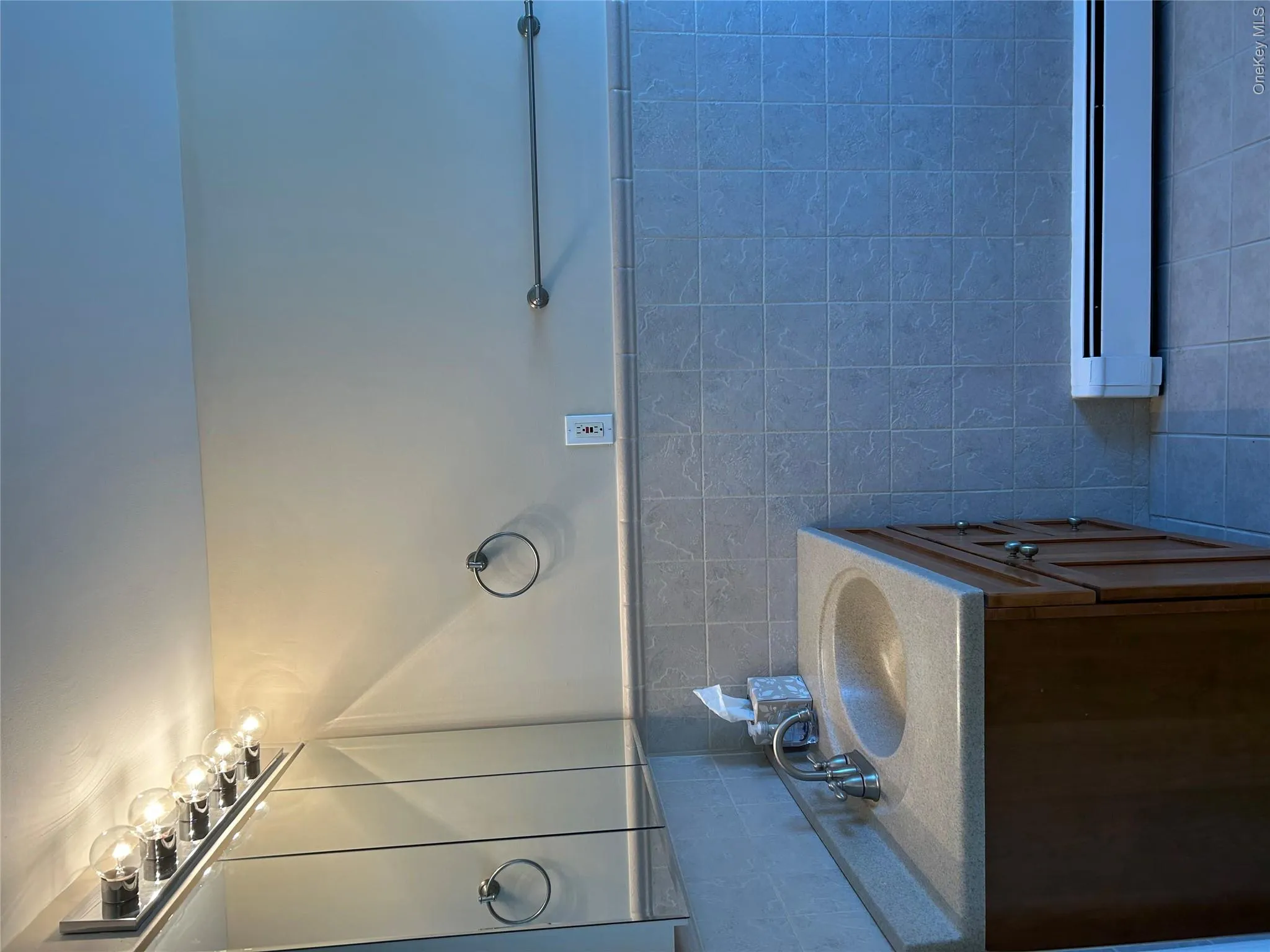 73 Ellensue Drive, Babylon, NY, 1 Bedroom Bedrooms, 3 Rooms Rooms,1 BathroomBathrooms,Residential Lease,For Rent,Ellensue,0,1006544 73 Ellensue Drive, Babylon, NY, 1 Bedroom Bedrooms, 3 Rooms Rooms,1 BathroomBathrooms,Residential Lease,For Rent,Ellensue,0,1006544