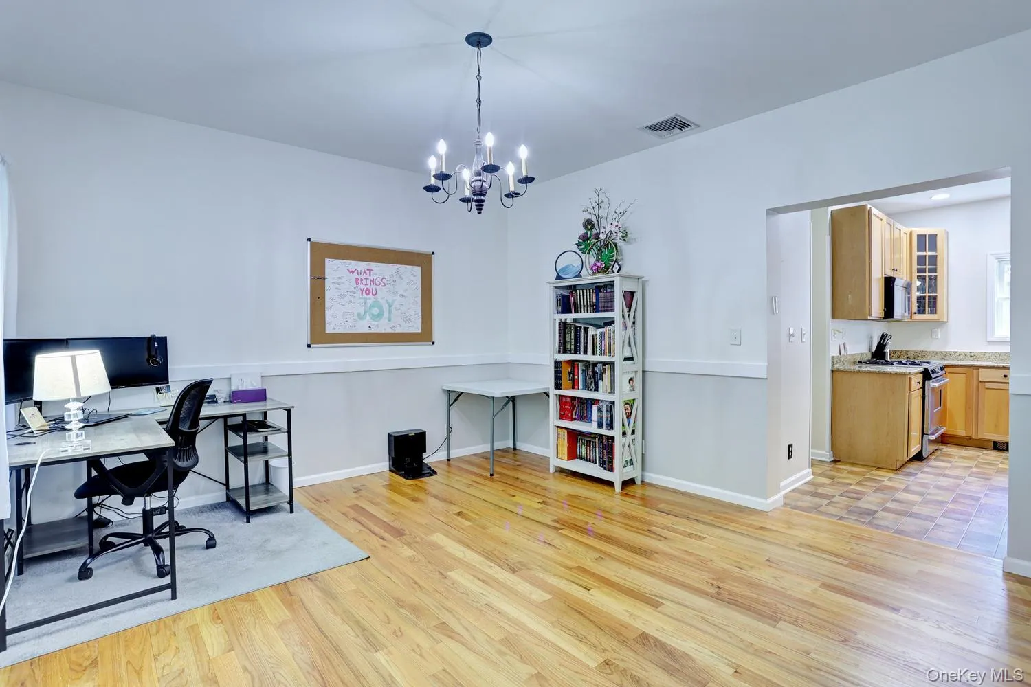 14 Suffern Road, Ramapo, NY, 4 Bedrooms Bedrooms, 8 Rooms Rooms,2 BathroomsBathrooms,Residential,For Rent,Suffern,0,1006546 14 Suffern Road, Ramapo, NY, 4 Bedrooms Bedrooms, 8 Rooms Rooms,2 BathroomsBathrooms,Residential,For Rent,Suffern,0,1006546