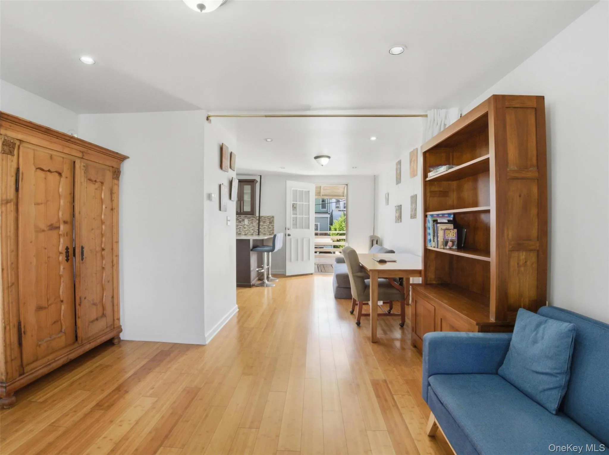 2851 Briggs Avenue, New York, NY, 3 Bedrooms Bedrooms, 7 Rooms Rooms,2 BathroomsBathrooms,Residential,For Rent,Briggs,0,1006548 2851 Briggs Avenue, New York, NY, 3 Bedrooms Bedrooms, 7 Rooms Rooms,2 BathroomsBathrooms,Residential,For Rent,Briggs,0,1006548