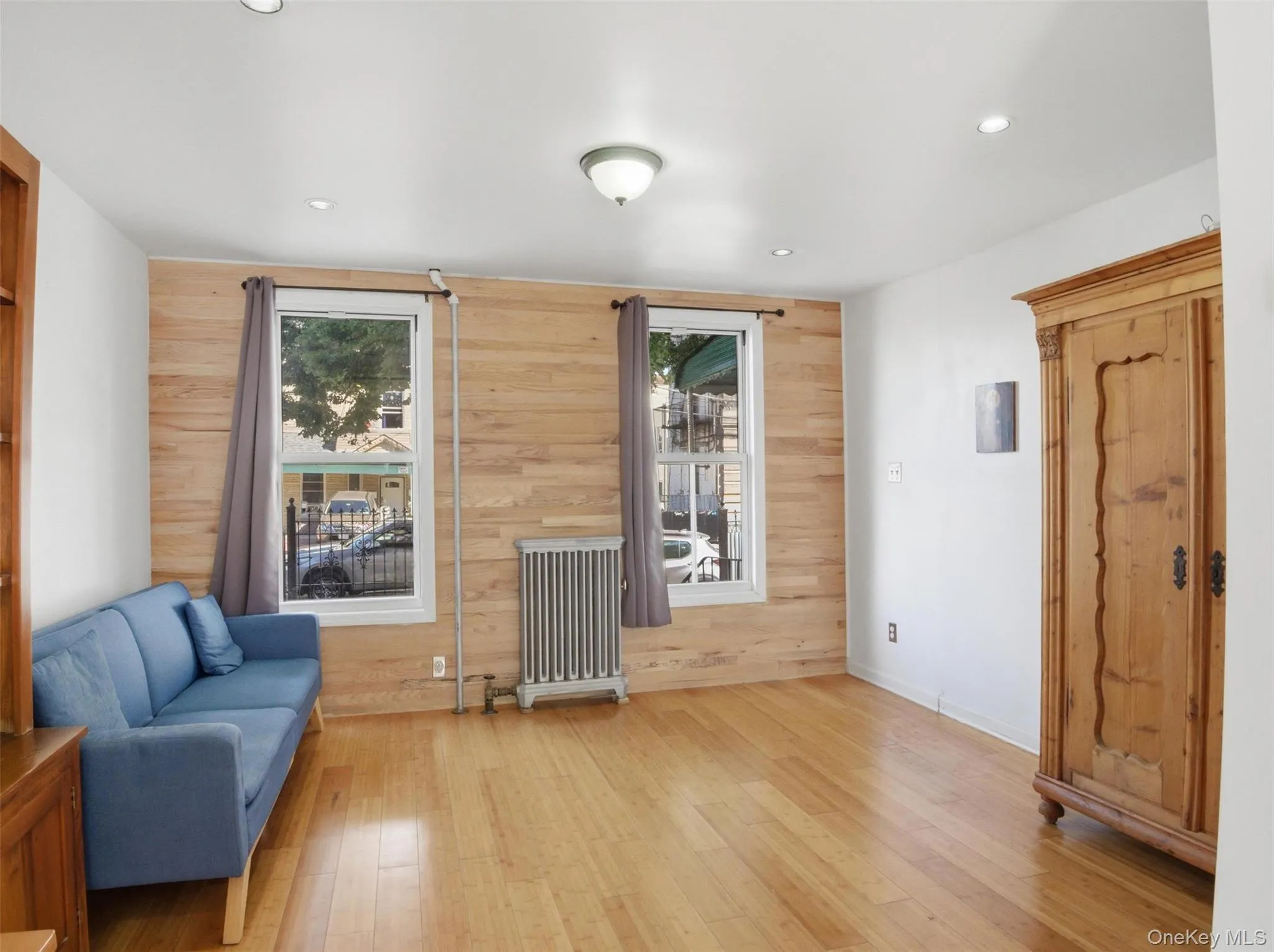 2851 Briggs Avenue, New York, NY, 3 Bedrooms Bedrooms, 7 Rooms Rooms,2 BathroomsBathrooms,Residential,For Rent,Briggs,0,1006548 2851 Briggs Avenue, New York, NY, 3 Bedrooms Bedrooms, 7 Rooms Rooms,2 BathroomsBathrooms,Residential,For Rent,Briggs,0,1006548