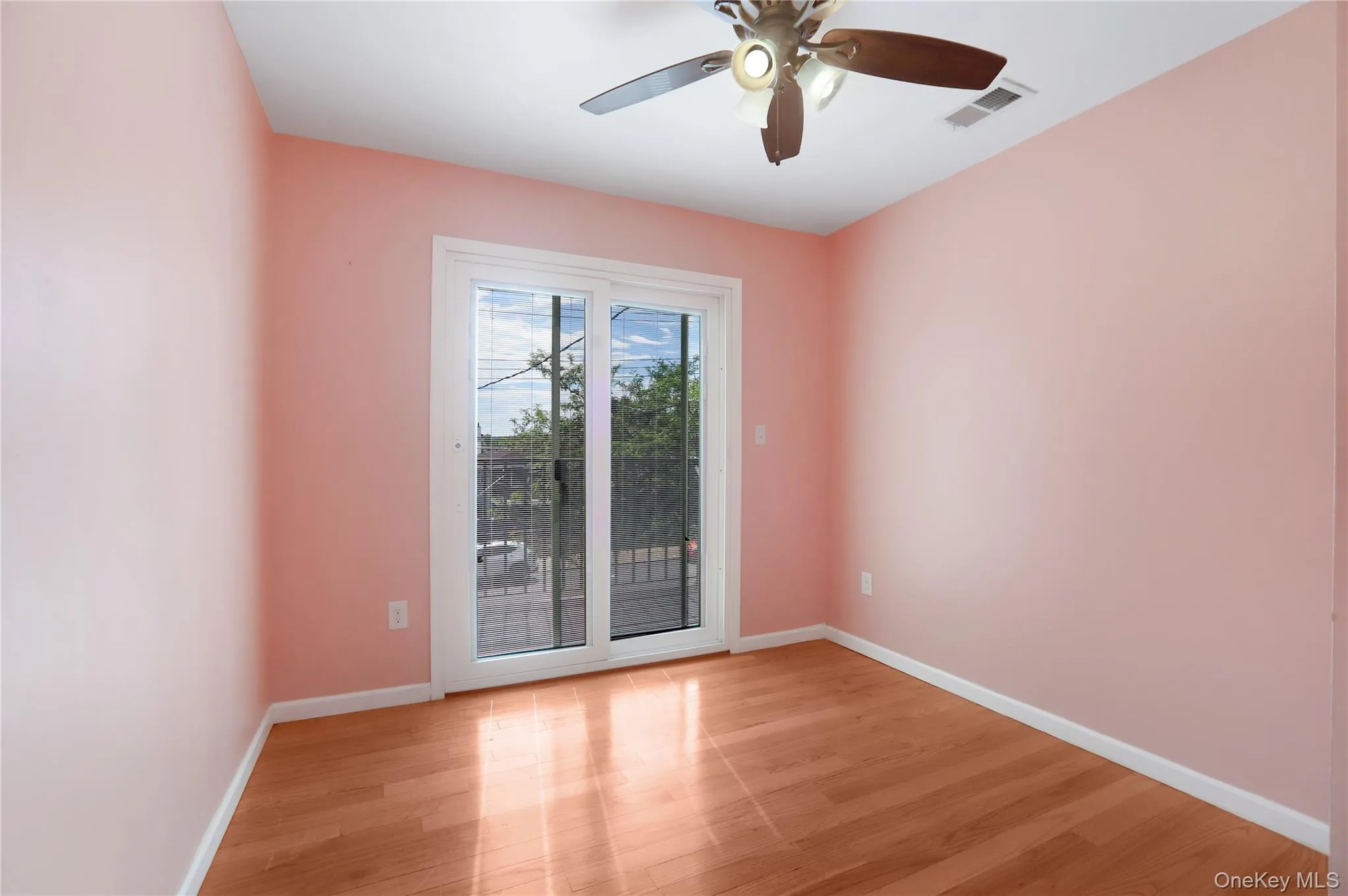129 Bionia Avenue, New York, NY, 2 Bedrooms Bedrooms, 4 Rooms Rooms,1 BathroomBathrooms,Residential,For Rent,Bionia,0,1006551 129 Bionia Avenue, New York, NY, 2 Bedrooms Bedrooms, 4 Rooms Rooms,1 BathroomBathrooms,Residential,For Rent,Bionia,0,1006551