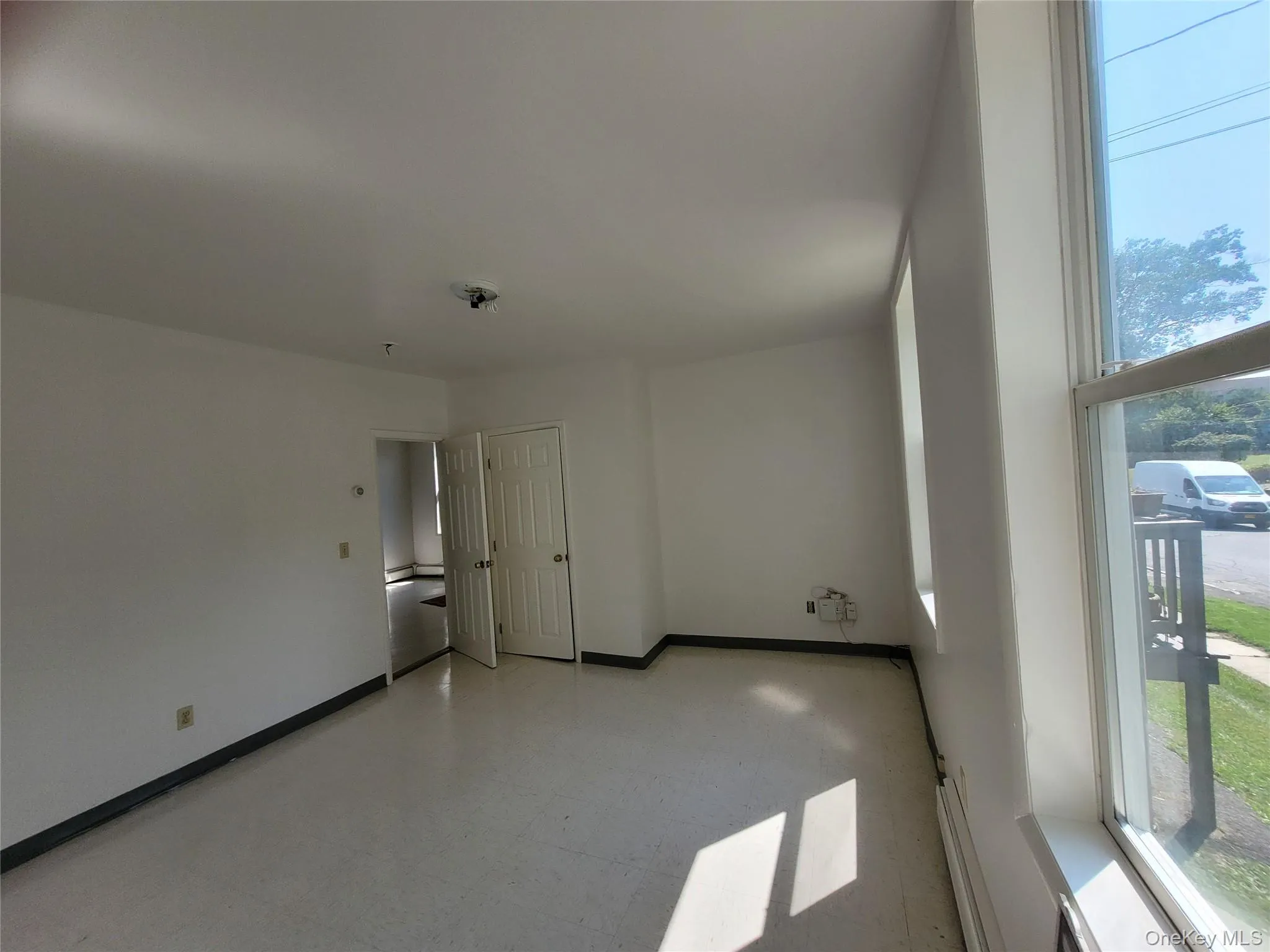 11 Fallkill Avenue, Poughkeepsie, NY, 3 Bedrooms Bedrooms, 5 Rooms Rooms,1 BathroomBathrooms,Residential Lease,For Rent,Fallkill,0,1006553 11 Fallkill Avenue, Poughkeepsie, NY, 3 Bedrooms Bedrooms, 5 Rooms Rooms,1 BathroomBathrooms,Residential Lease,For Rent,Fallkill,0,1006553