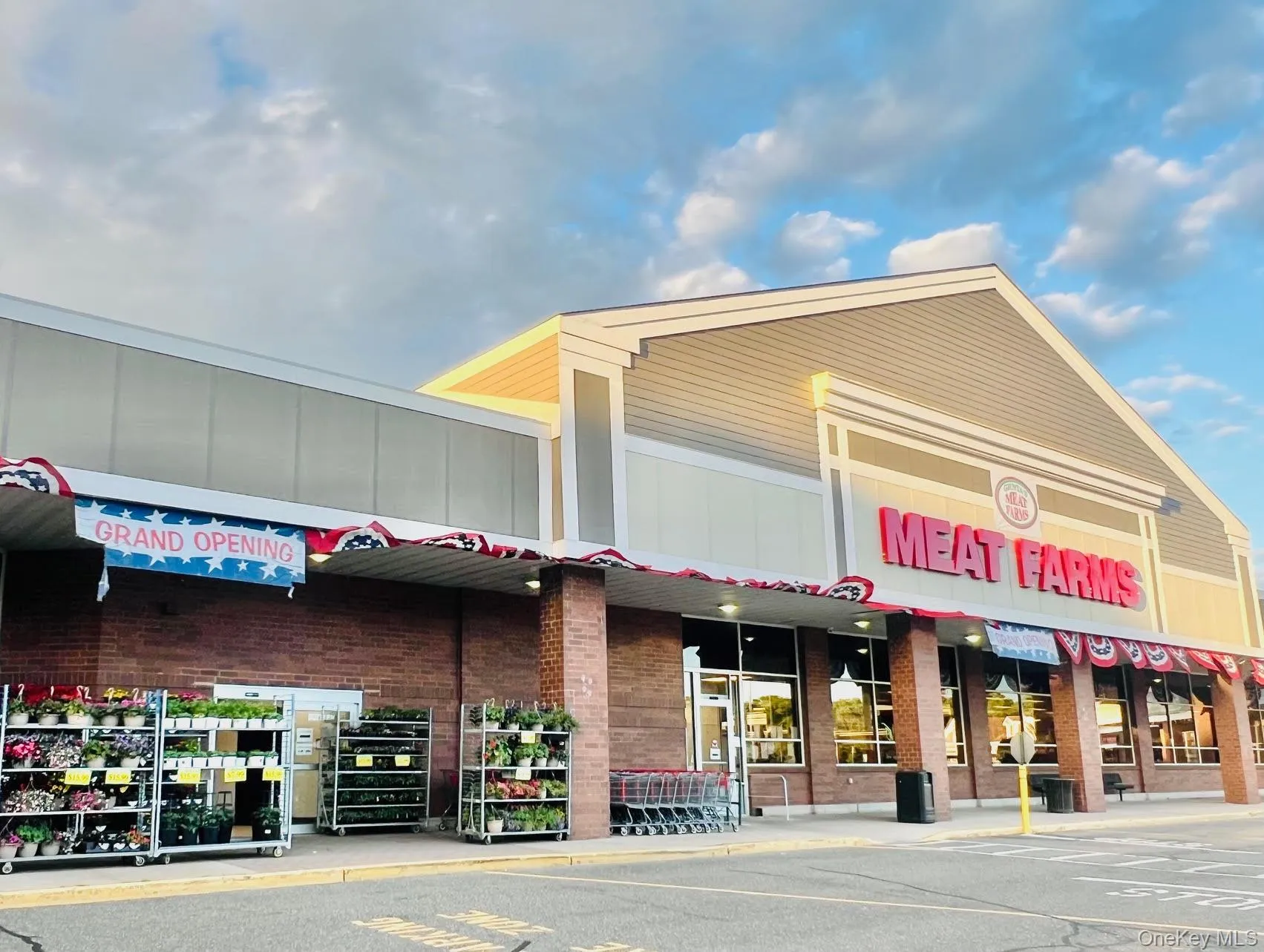 New Meat Farms Food Shopping is practically around the corner! New Meat Farms Food Shopping is practically around the corner!
