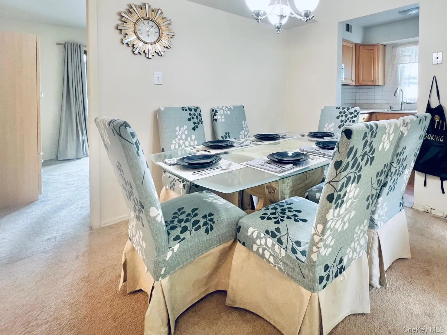 Custom Stone-Look Resin Dining Table w/Etched Glass Border and 6 Chairs, Can Stay! Custom Stone-Look Resin Dining Table w/Etched Glass Border and 6 Chairs, Can Stay!