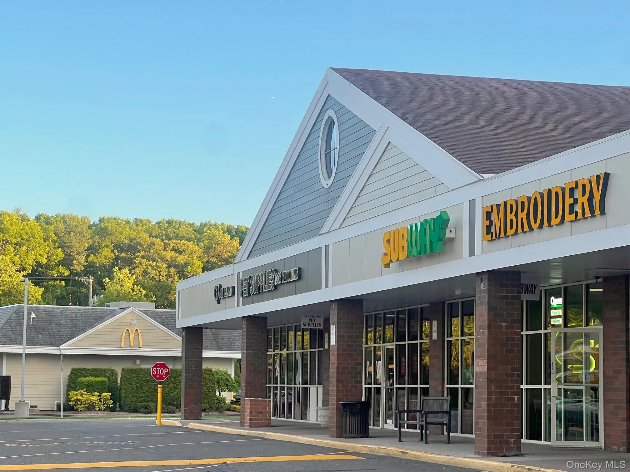 Pet Supplies and Fast Food, and Craft Embroidery Pet Supplies and Fast Food, and Craft Embroidery