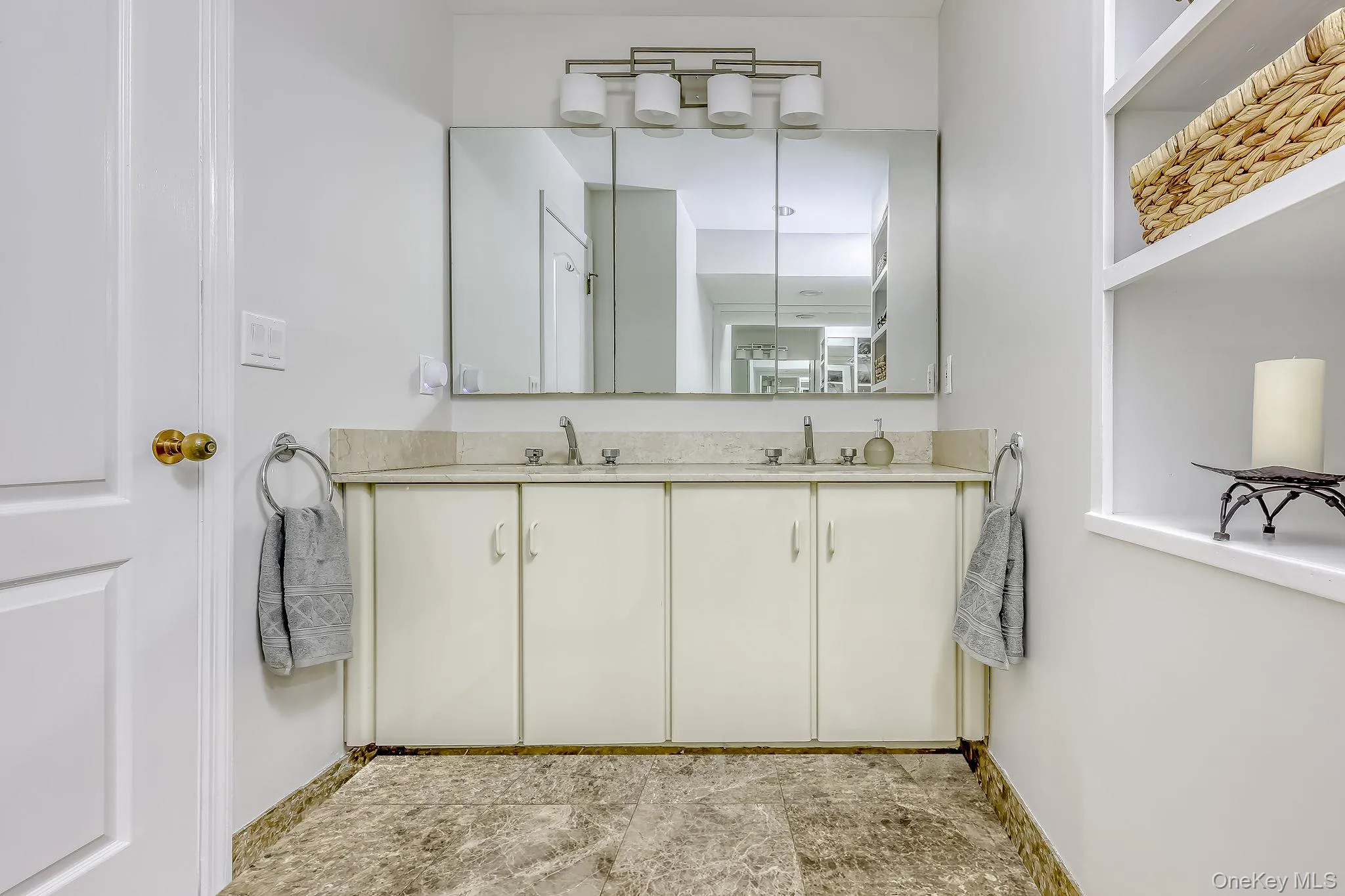 59 Woodlands Drive, Tuxedo, NY, 4 Bedrooms Bedrooms, 8 Rooms Rooms,2 BathroomsBathrooms,Residential,For Rent,Woodlands,0,1006571 59 Woodlands Drive, Tuxedo, NY, 4 Bedrooms Bedrooms, 8 Rooms Rooms,2 BathroomsBathrooms,Residential,For Rent,Woodlands,0,1006571