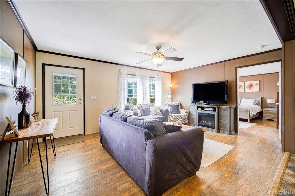 559 Lake Road, Pine Plains, NY, 2 Bedrooms Bedrooms, 7 Rooms Rooms,2 BathroomsBathrooms,Residential,For Rent,Lake,0,1006574 559 Lake Road, Pine Plains, NY, 2 Bedrooms Bedrooms, 7 Rooms Rooms,2 BathroomsBathrooms,Residential,For Rent,Lake,0,1006574