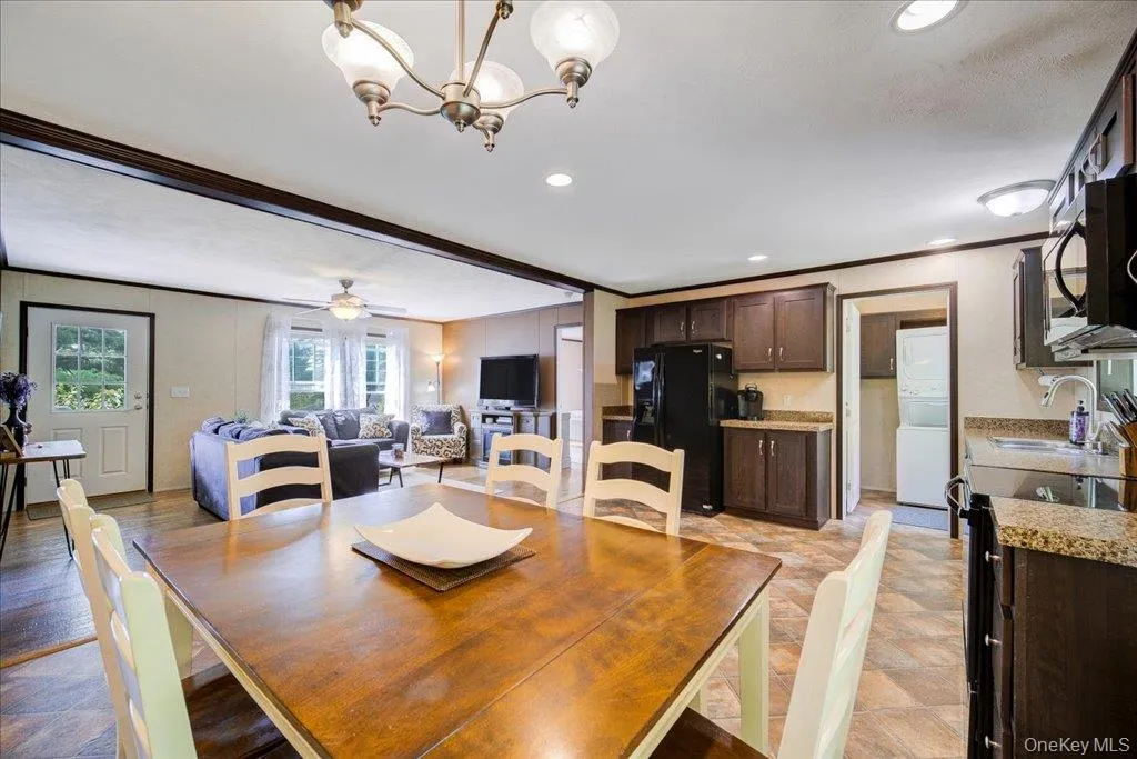 559 Lake Road, Pine Plains, NY, 2 Bedrooms Bedrooms, 7 Rooms Rooms,2 BathroomsBathrooms,Residential,For Rent,Lake,0,1006574 559 Lake Road, Pine Plains, NY, 2 Bedrooms Bedrooms, 7 Rooms Rooms,2 BathroomsBathrooms,Residential,For Rent,Lake,0,1006574