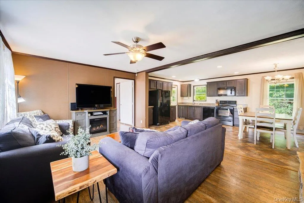 559 Lake Road, Pine Plains, NY, 2 Bedrooms Bedrooms, 7 Rooms Rooms,2 BathroomsBathrooms,Residential,For Rent,Lake,0,1006574 559 Lake Road, Pine Plains, NY, 2 Bedrooms Bedrooms, 7 Rooms Rooms,2 BathroomsBathrooms,Residential,For Rent,Lake,0,1006574