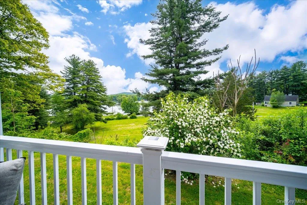 559 Lake Road, Pine Plains, NY, 2 Bedrooms Bedrooms, 7 Rooms Rooms,2 BathroomsBathrooms,Residential,For Rent,Lake,0,1006574 559 Lake Road, Pine Plains, NY, 2 Bedrooms Bedrooms, 7 Rooms Rooms,2 BathroomsBathrooms,Residential,For Rent,Lake,0,1006574