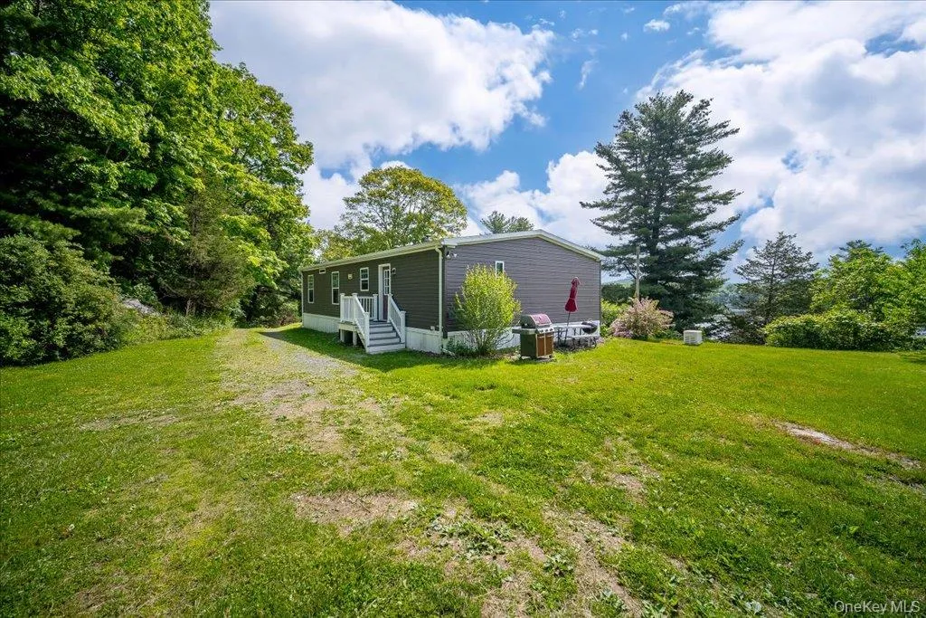 559 Lake Road, Pine Plains, NY, 2 Bedrooms Bedrooms, 7 Rooms Rooms,2 BathroomsBathrooms,Residential,For Rent,Lake,0,1006574 559 Lake Road, Pine Plains, NY, 2 Bedrooms Bedrooms, 7 Rooms Rooms,2 BathroomsBathrooms,Residential,For Rent,Lake,0,1006574