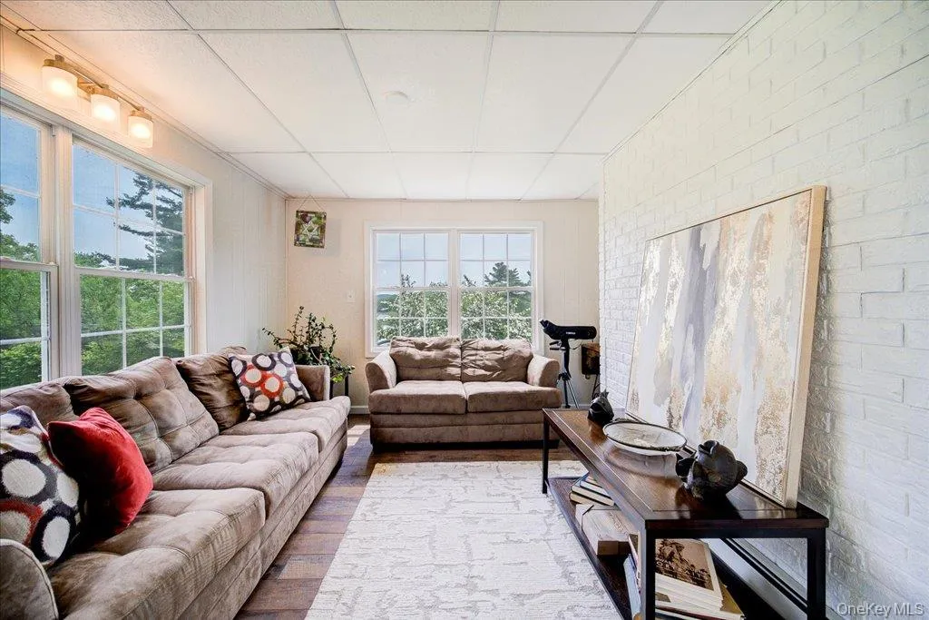 553 Lake Road, Pine Plains, NY, 3 Bedrooms Bedrooms, 10 Rooms Rooms,2 BathroomsBathrooms,Residential,For Rent,Lake,0,1006576 553 Lake Road, Pine Plains, NY, 3 Bedrooms Bedrooms, 10 Rooms Rooms,2 BathroomsBathrooms,Residential,For Rent,Lake,0,1006576