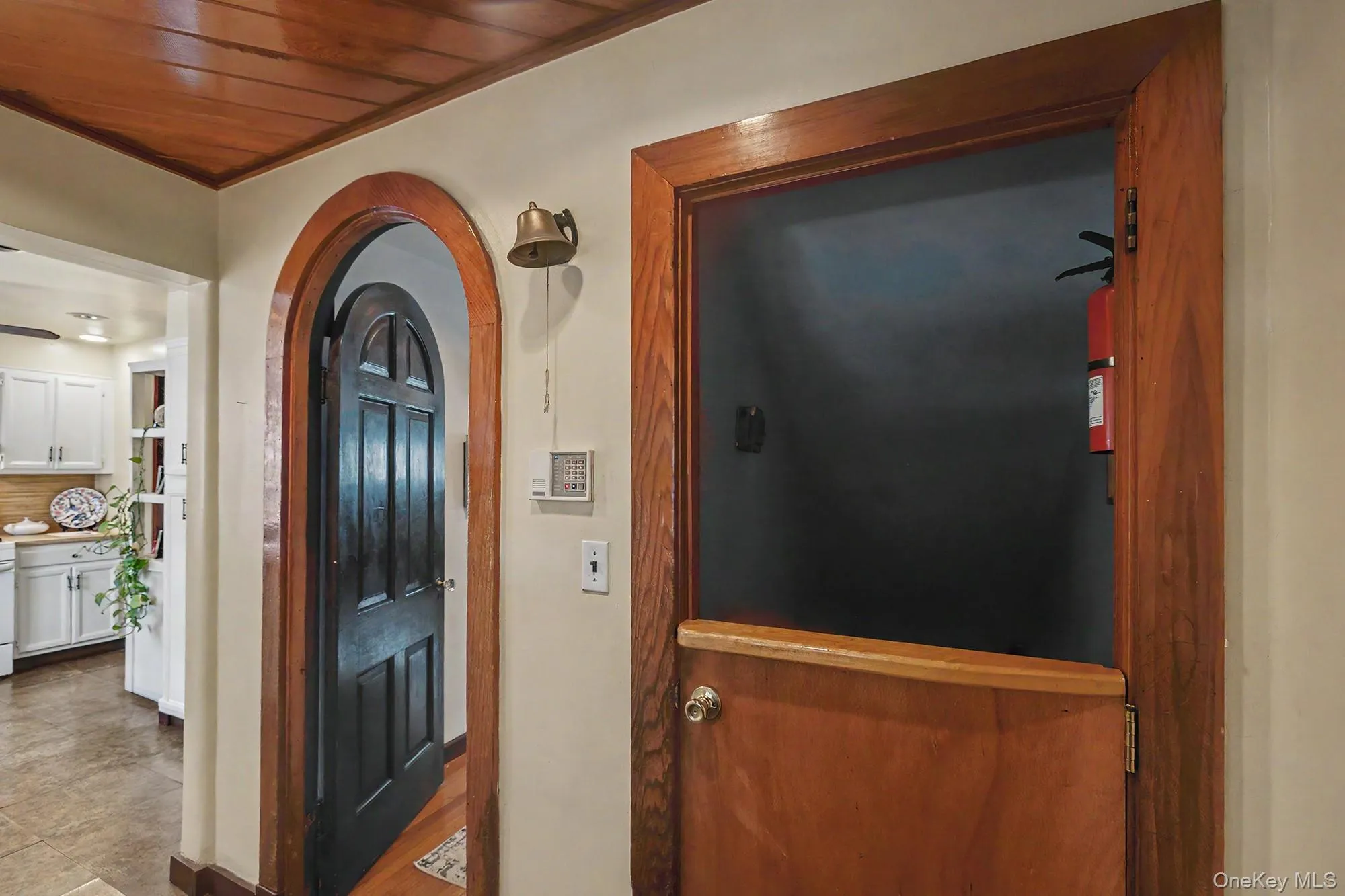 Door to Basement Door to Basement