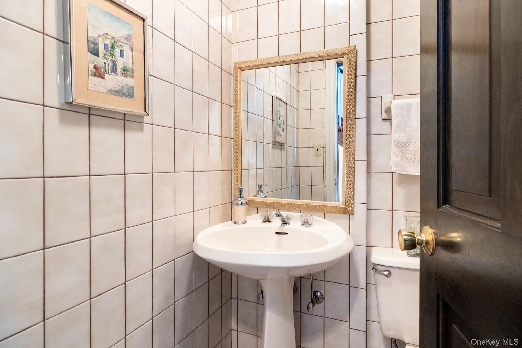 Powder Room Powder Room