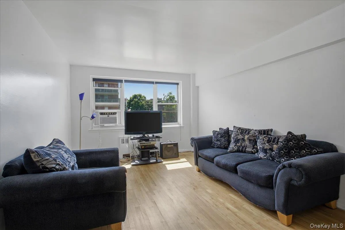 Freshly painted walls accentuate the beautifully finished, original wood flooring. The perfect canvas to showcase your personal style. Freshly painted walls accentuate the beautifully finished, original wood flooring. The perfect canvas to showcase your personal style.