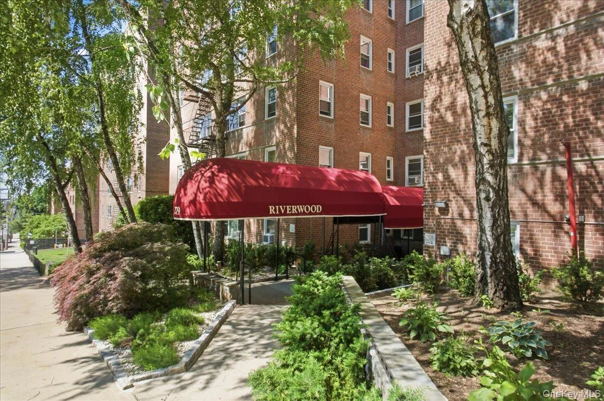 279 Broadway, Yonkers, NY, 1 Bedroom Bedrooms, 3 Rooms Rooms,1 BathroomBathrooms,Residential,For Rent,Broadway,0,1006590 279 Broadway, Yonkers, NY, 1 Bedroom Bedrooms, 3 Rooms Rooms,1 BathroomBathrooms,Residential,For Rent,Broadway,0,1006590