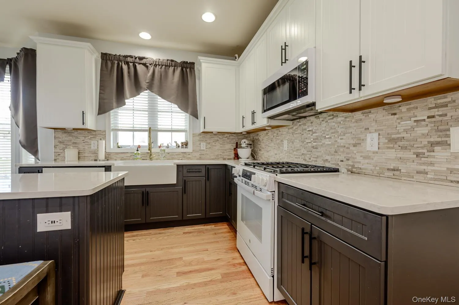 9 Poplar Street, East Fishkill, NY, 4 Bedrooms Bedrooms, 9 Rooms Rooms,2 BathroomsBathrooms,Residential,For Rent,Poplar,0,1006591 9 Poplar Street, East Fishkill, NY, 4 Bedrooms Bedrooms, 9 Rooms Rooms,2 BathroomsBathrooms,Residential,For Rent,Poplar,0,1006591
