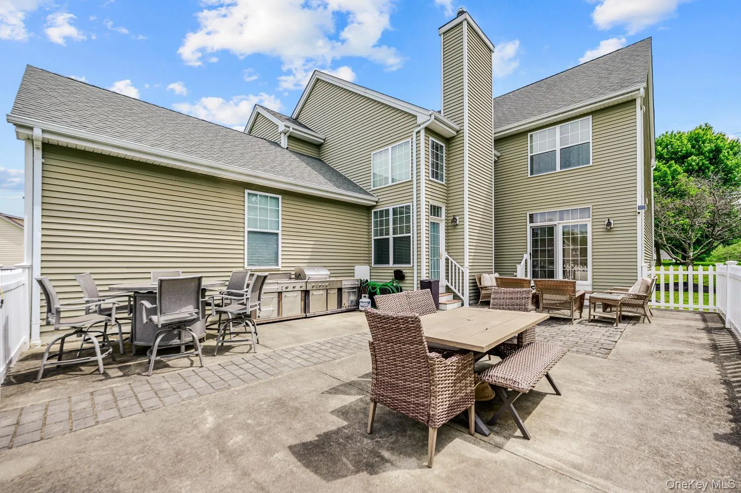 9 Poplar Street, East Fishkill, NY, 4 Bedrooms Bedrooms, 9 Rooms Rooms,2 BathroomsBathrooms,Residential,For Rent,Poplar,0,1006591 9 Poplar Street, East Fishkill, NY, 4 Bedrooms Bedrooms, 9 Rooms Rooms,2 BathroomsBathrooms,Residential,For Rent,Poplar,0,1006591
