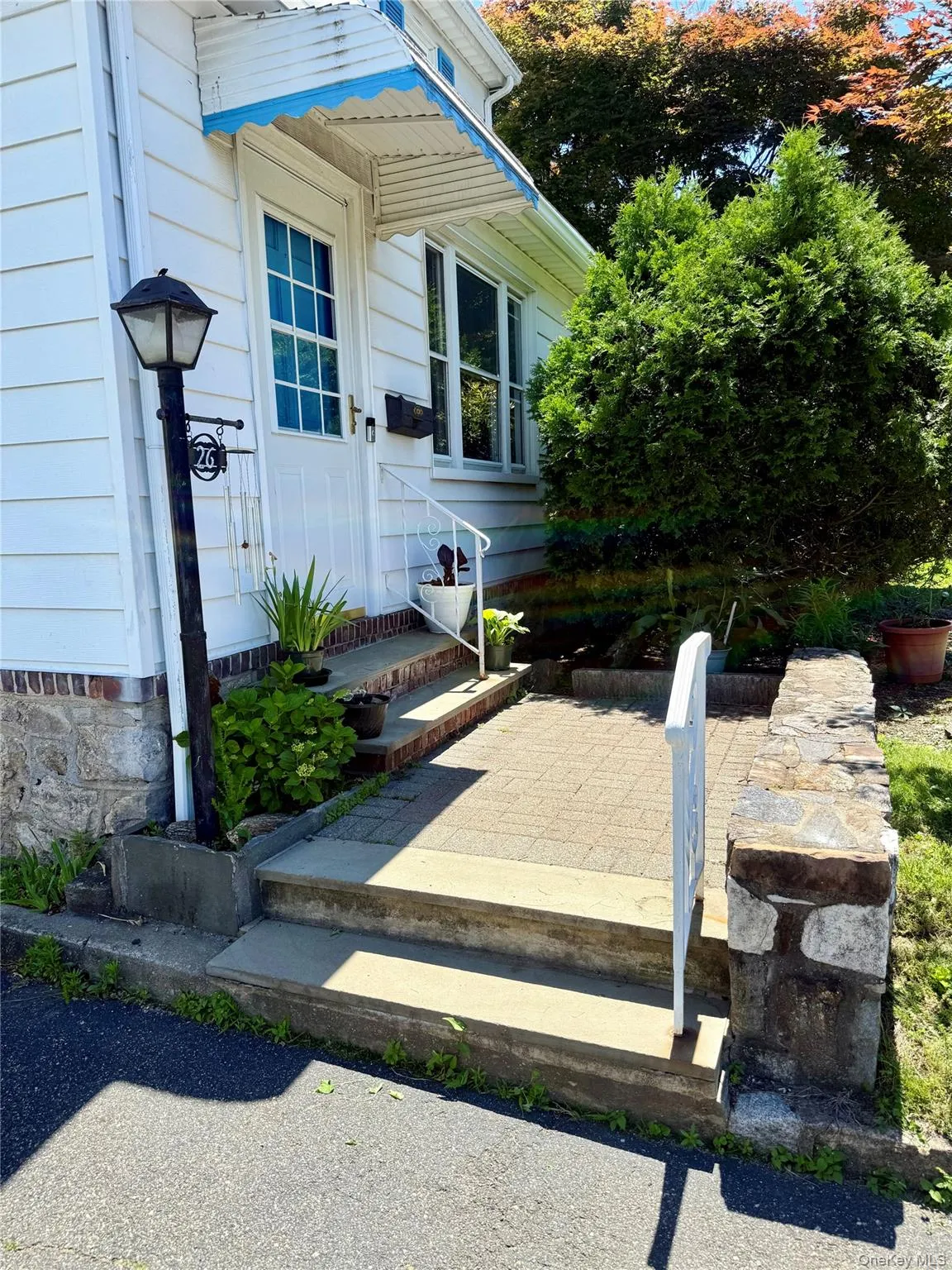 26 Rockland Place, New Rochelle, NY, 3 Bedrooms Bedrooms, 8 Rooms Rooms,1 BathroomBathrooms,Residential,For Rent,Rockland,0,1006592 26 Rockland Place, New Rochelle, NY, 3 Bedrooms Bedrooms, 8 Rooms Rooms,1 BathroomBathrooms,Residential,For Rent,Rockland,0,1006592