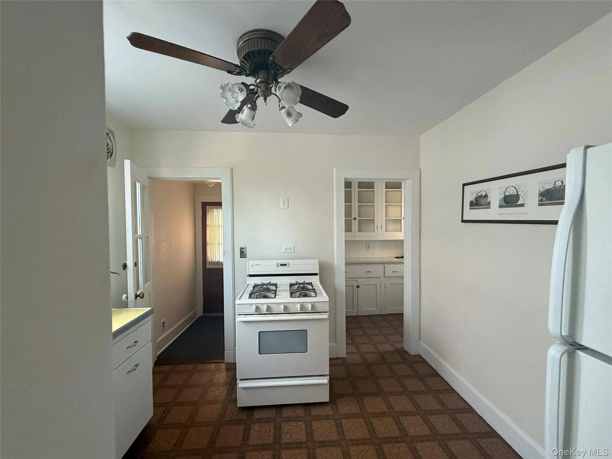 26 Rockland Place, New Rochelle, NY, 3 Bedrooms Bedrooms, 8 Rooms Rooms,1 BathroomBathrooms,Residential,For Rent,Rockland,0,1006592 26 Rockland Place, New Rochelle, NY, 3 Bedrooms Bedrooms, 8 Rooms Rooms,1 BathroomBathrooms,Residential,For Rent,Rockland,0,1006592