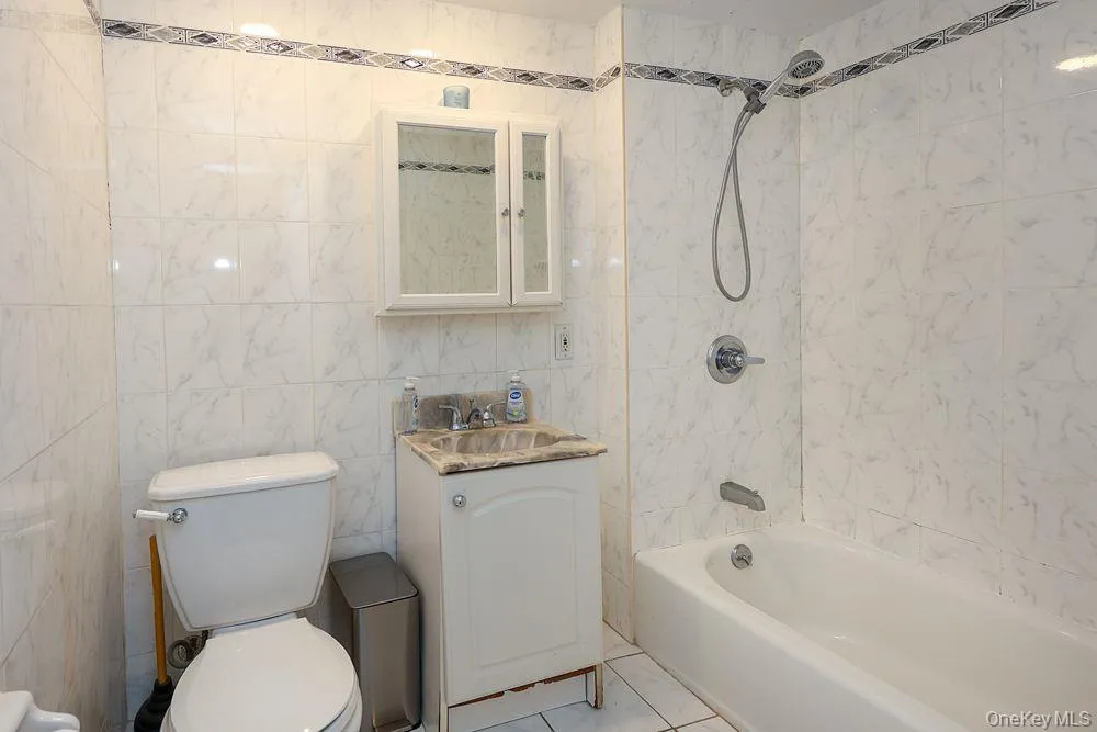 81 Summers Street, Oyster Bay, NY, 3 Bedrooms Bedrooms, 7 Rooms Rooms,2 BathroomsBathrooms,Residential,For Rent,Summers,0,1006593 81 Summers Street, Oyster Bay, NY, 3 Bedrooms Bedrooms, 7 Rooms Rooms,2 BathroomsBathrooms,Residential,For Rent,Summers,0,1006593