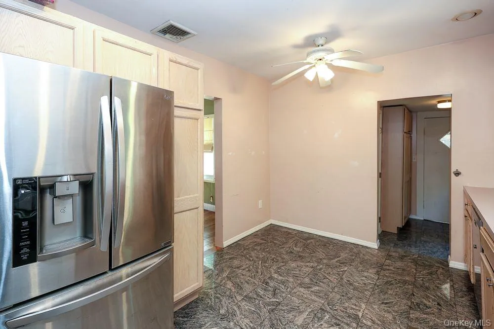 81 Summers Street, Oyster Bay, NY, 3 Bedrooms Bedrooms, 7 Rooms Rooms,2 BathroomsBathrooms,Residential,For Rent,Summers,0,1006593 81 Summers Street, Oyster Bay, NY, 3 Bedrooms Bedrooms, 7 Rooms Rooms,2 BathroomsBathrooms,Residential,For Rent,Summers,0,1006593