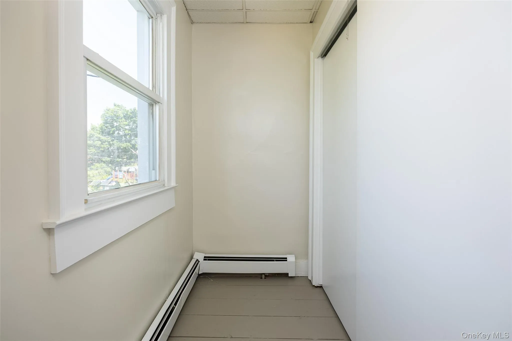 29 Delano Street, Poughkeepsie, NY, 3 Bedrooms Bedrooms, 6 Rooms Rooms,1 BathroomBathrooms,Residential Lease,For Rent,Delano,0,1006596 29 Delano Street, Poughkeepsie, NY, 3 Bedrooms Bedrooms, 6 Rooms Rooms,1 BathroomBathrooms,Residential Lease,For Rent,Delano,0,1006596