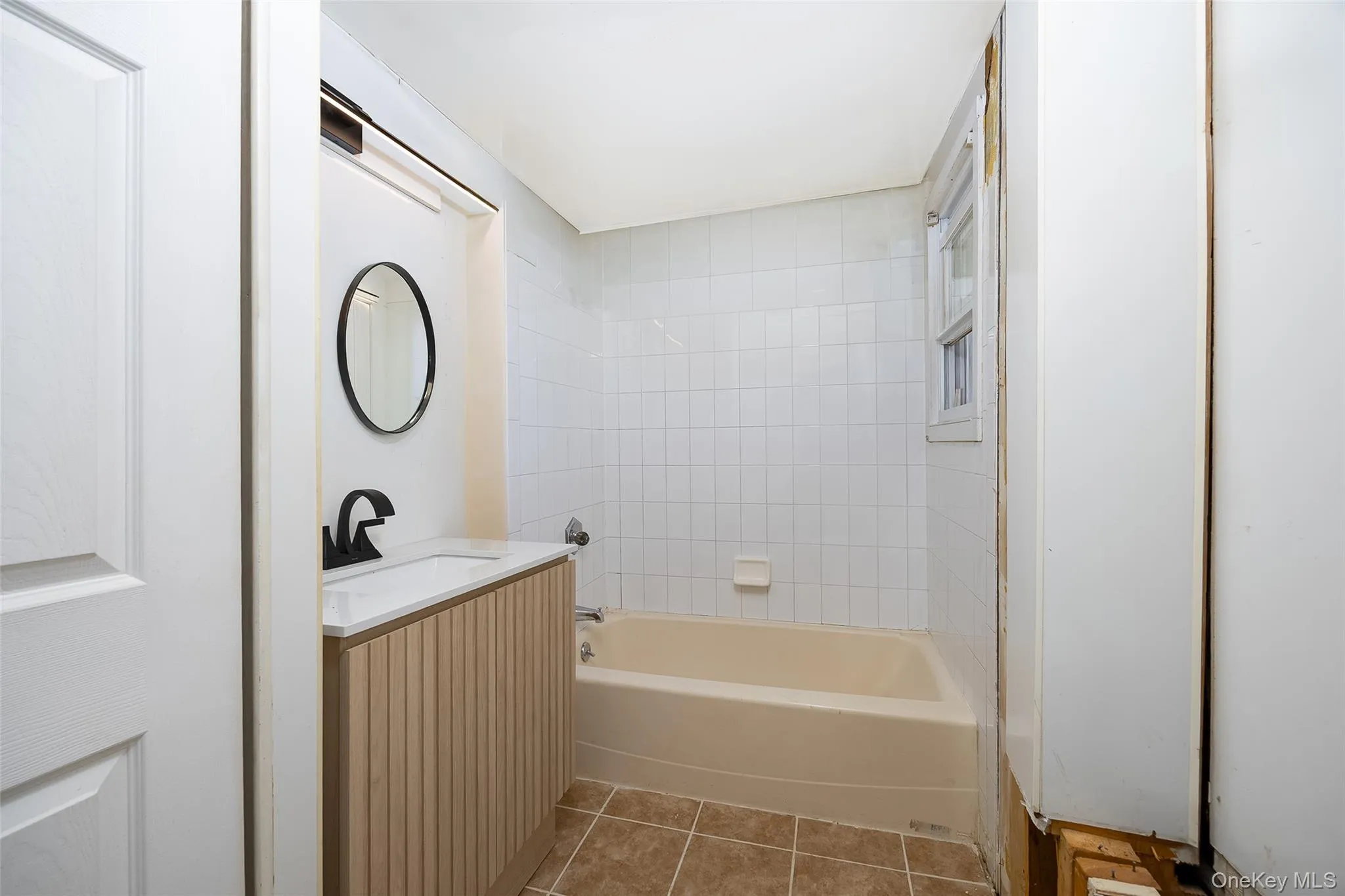 29 Delano Street, Poughkeepsie, NY, 3 Bedrooms Bedrooms, 6 Rooms Rooms,1 BathroomBathrooms,Residential Lease,For Rent,Delano,0,1006596 29 Delano Street, Poughkeepsie, NY, 3 Bedrooms Bedrooms, 6 Rooms Rooms,1 BathroomBathrooms,Residential Lease,For Rent,Delano,0,1006596
