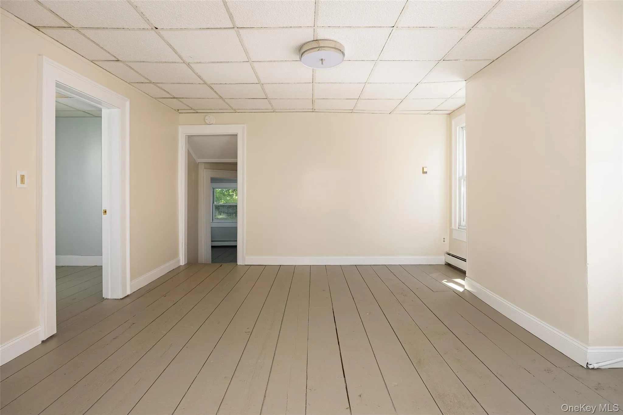 29 Delano Street, Poughkeepsie, NY, 3 Bedrooms Bedrooms, 6 Rooms Rooms,1 BathroomBathrooms,Residential Lease,For Rent,Delano,0,1006596 29 Delano Street, Poughkeepsie, NY, 3 Bedrooms Bedrooms, 6 Rooms Rooms,1 BathroomBathrooms,Residential Lease,For Rent,Delano,0,1006596