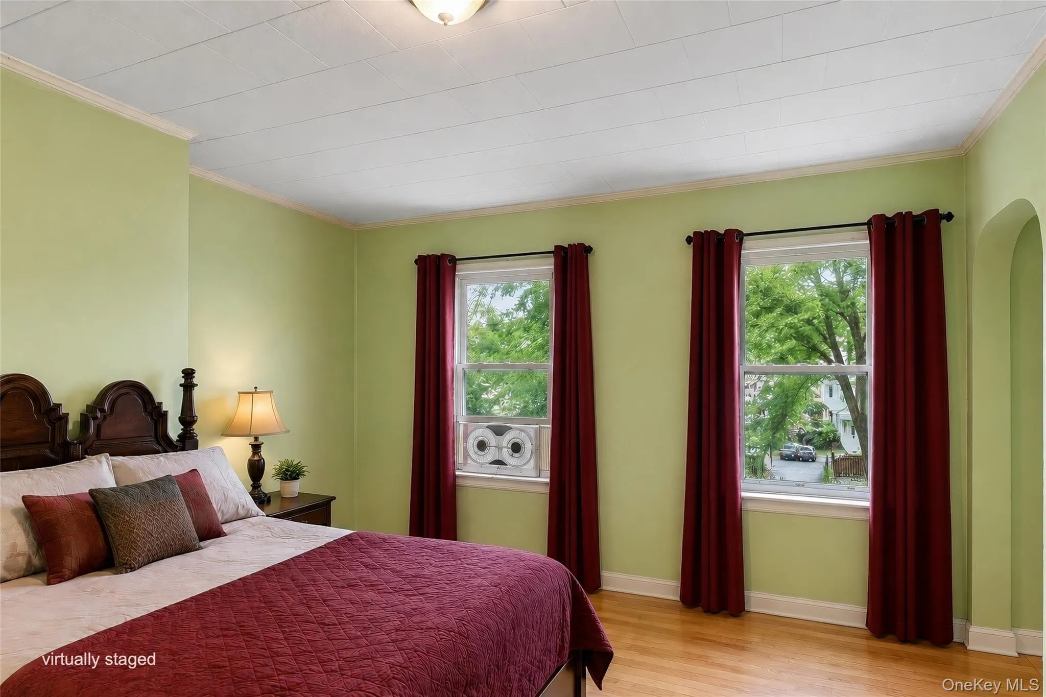 218 Targee Street, New York, NY, 3 Bedrooms Bedrooms, 6 Rooms Rooms,1 BathroomBathrooms,Residential,For Rent,Targee Street,0,1006597 218 Targee Street, New York, NY, 3 Bedrooms Bedrooms, 6 Rooms Rooms,1 BathroomBathrooms,Residential,For Rent,Targee Street,0,1006597