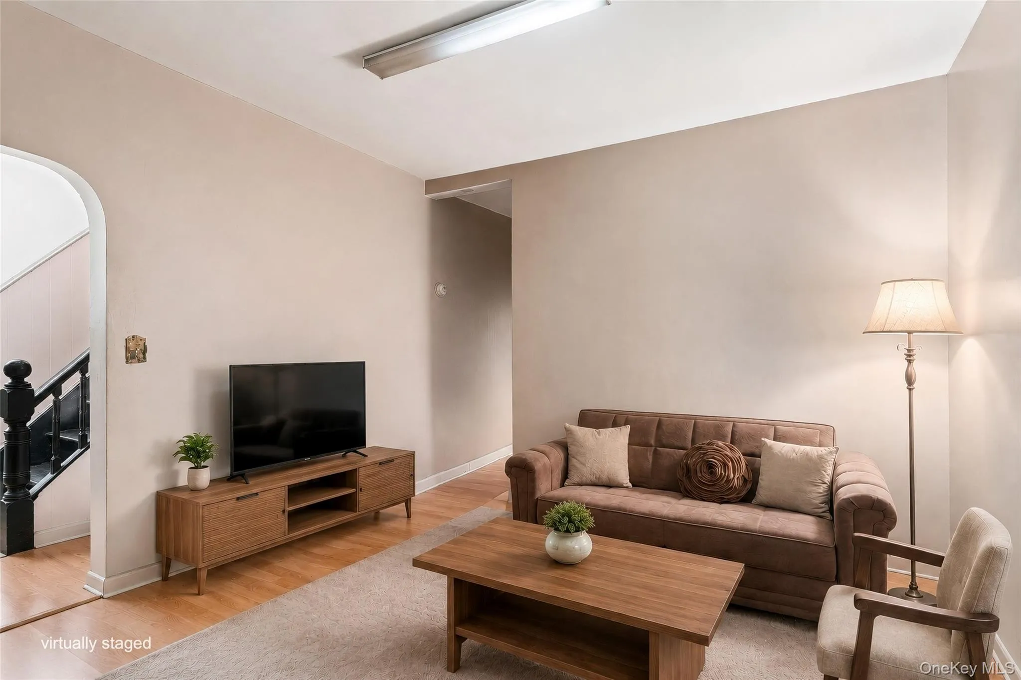 218 Targee Street, New York, NY, 3 Bedrooms Bedrooms, 6 Rooms Rooms,1 BathroomBathrooms,Residential,For Rent,Targee Street,0,1006597 218 Targee Street, New York, NY, 3 Bedrooms Bedrooms, 6 Rooms Rooms,1 BathroomBathrooms,Residential,For Rent,Targee Street,0,1006597