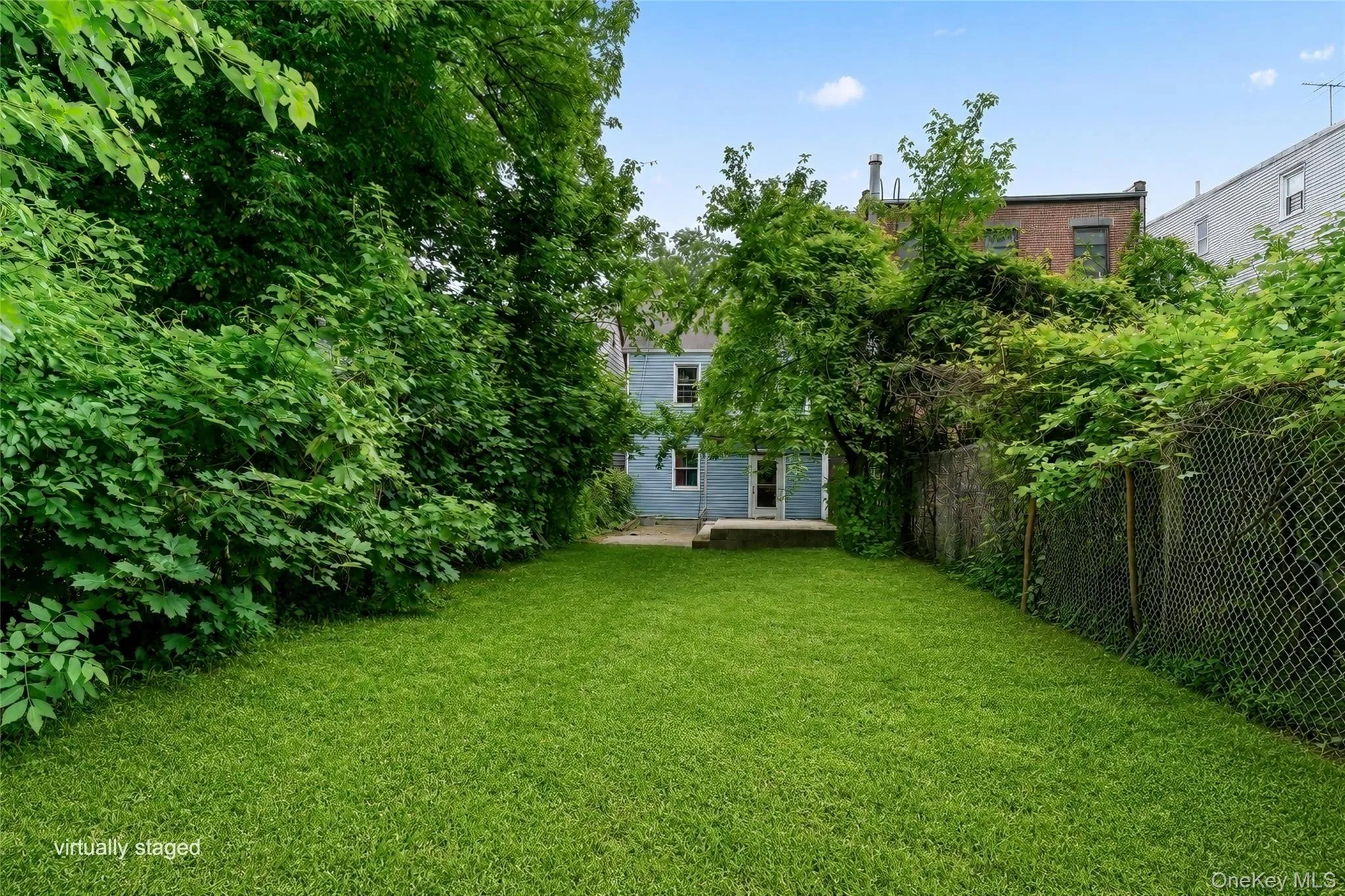 218 Targee Street, New York, NY, 3 Bedrooms Bedrooms, 6 Rooms Rooms,1 BathroomBathrooms,Residential,For Rent,Targee Street,0,1006597 218 Targee Street, New York, NY, 3 Bedrooms Bedrooms, 6 Rooms Rooms,1 BathroomBathrooms,Residential,For Rent,Targee Street,0,1006597