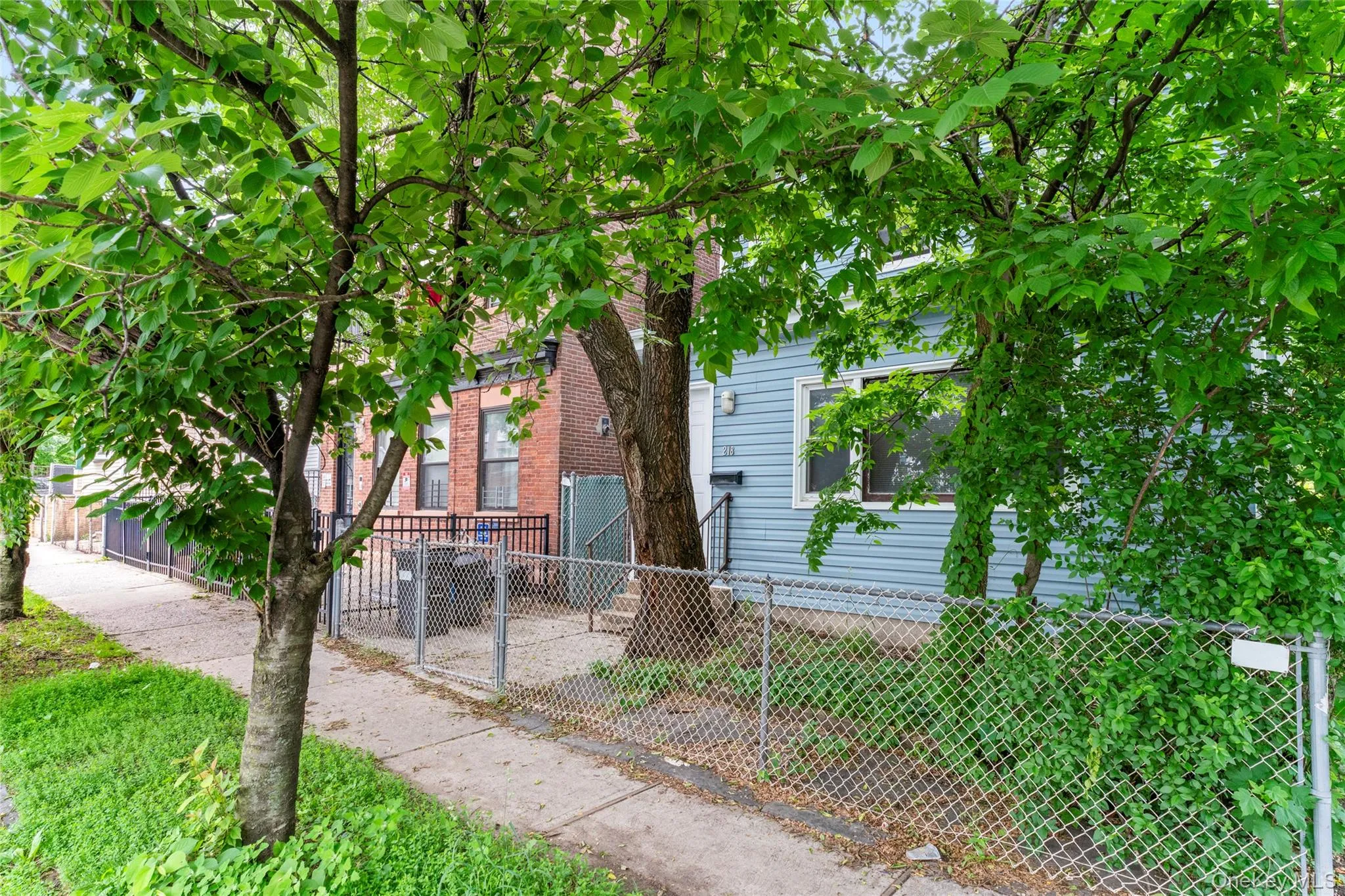 218 Targee Street, New York, NY, 3 Bedrooms Bedrooms, 6 Rooms Rooms,1 BathroomBathrooms,Residential,For Rent,Targee Street,0,1006597 218 Targee Street, New York, NY, 3 Bedrooms Bedrooms, 6 Rooms Rooms,1 BathroomBathrooms,Residential,For Rent,Targee Street,0,1006597