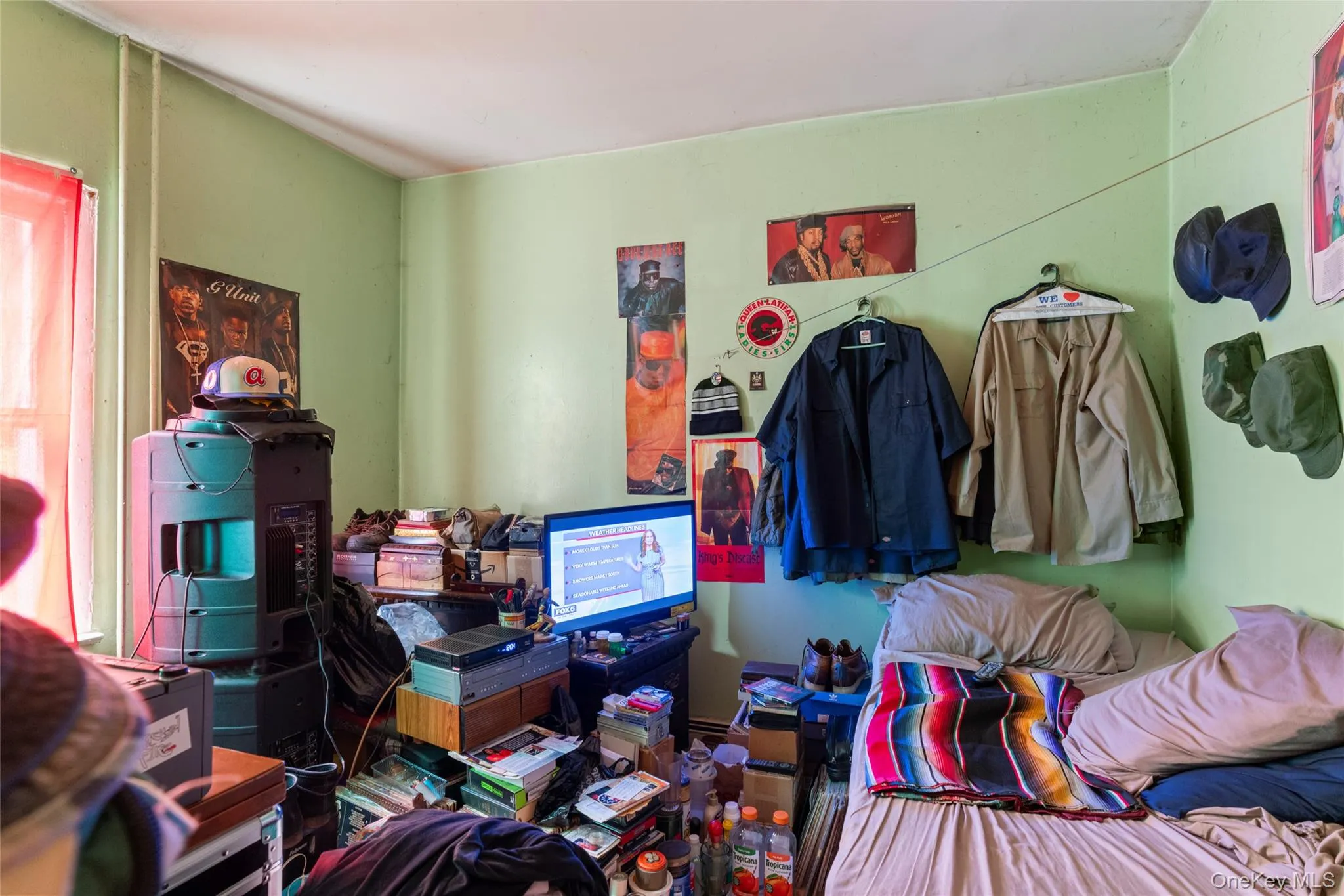 218 Targee Street, New York, NY, 3 Bedrooms Bedrooms, 6 Rooms Rooms,1 BathroomBathrooms,Residential,For Rent,Targee Street,0,1006597 218 Targee Street, New York, NY, 3 Bedrooms Bedrooms, 6 Rooms Rooms,1 BathroomBathrooms,Residential,For Rent,Targee Street,0,1006597
