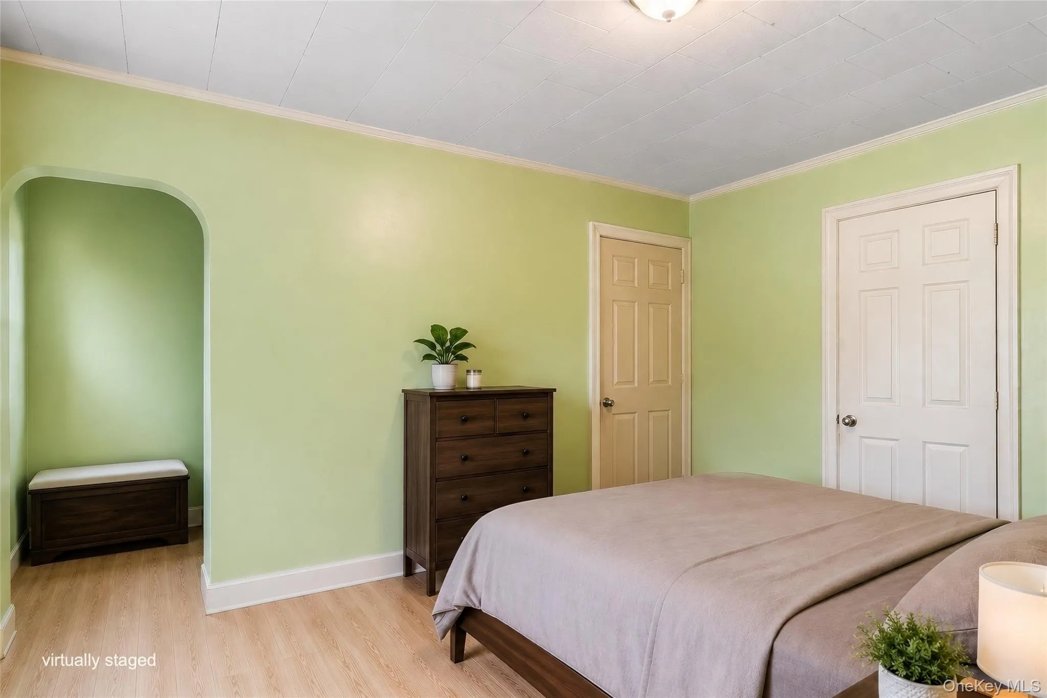 218 Targee Street, New York, NY, 3 Bedrooms Bedrooms, 6 Rooms Rooms,1 BathroomBathrooms,Residential,For Rent,Targee Street,0,1006597 218 Targee Street, New York, NY, 3 Bedrooms Bedrooms, 6 Rooms Rooms,1 BathroomBathrooms,Residential,For Rent,Targee Street,0,1006597