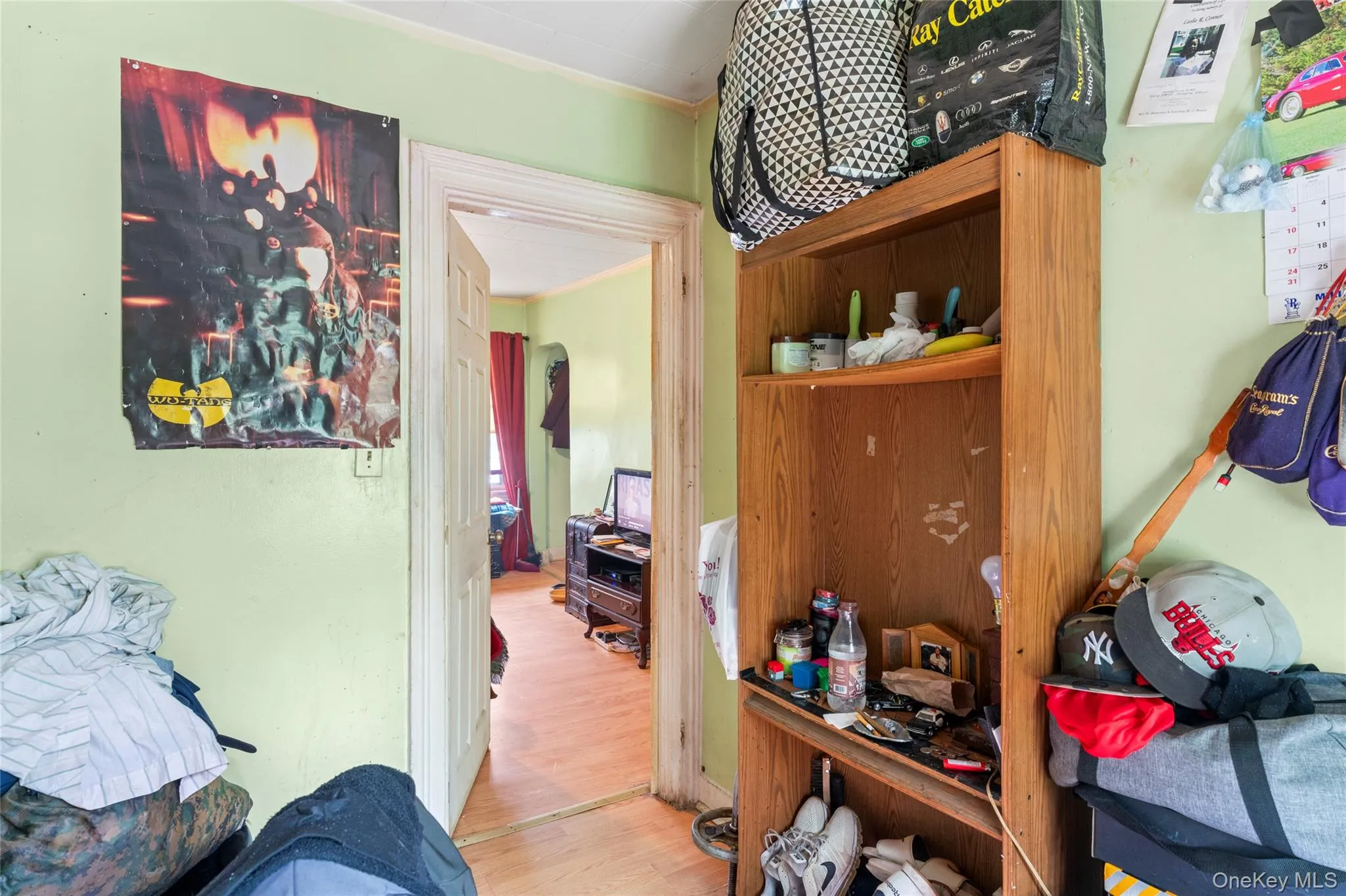 218 Targee Street, New York, NY, 3 Bedrooms Bedrooms, 6 Rooms Rooms,1 BathroomBathrooms,Residential,For Rent,Targee Street,0,1006597 218 Targee Street, New York, NY, 3 Bedrooms Bedrooms, 6 Rooms Rooms,1 BathroomBathrooms,Residential,For Rent,Targee Street,0,1006597