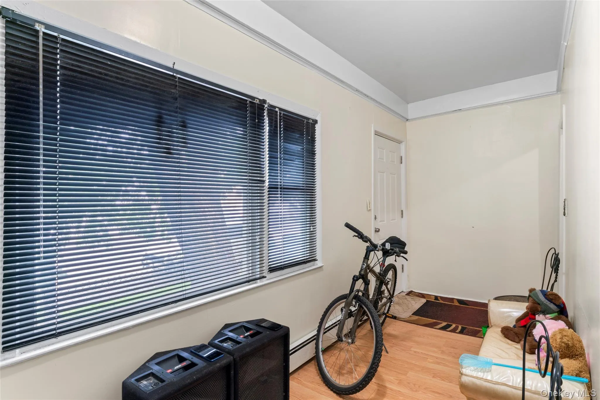 218 Targee Street, New York, NY, 3 Bedrooms Bedrooms, 6 Rooms Rooms,1 BathroomBathrooms,Residential,For Rent,Targee Street,0,1006597 218 Targee Street, New York, NY, 3 Bedrooms Bedrooms, 6 Rooms Rooms,1 BathroomBathrooms,Residential,For Rent,Targee Street,0,1006597