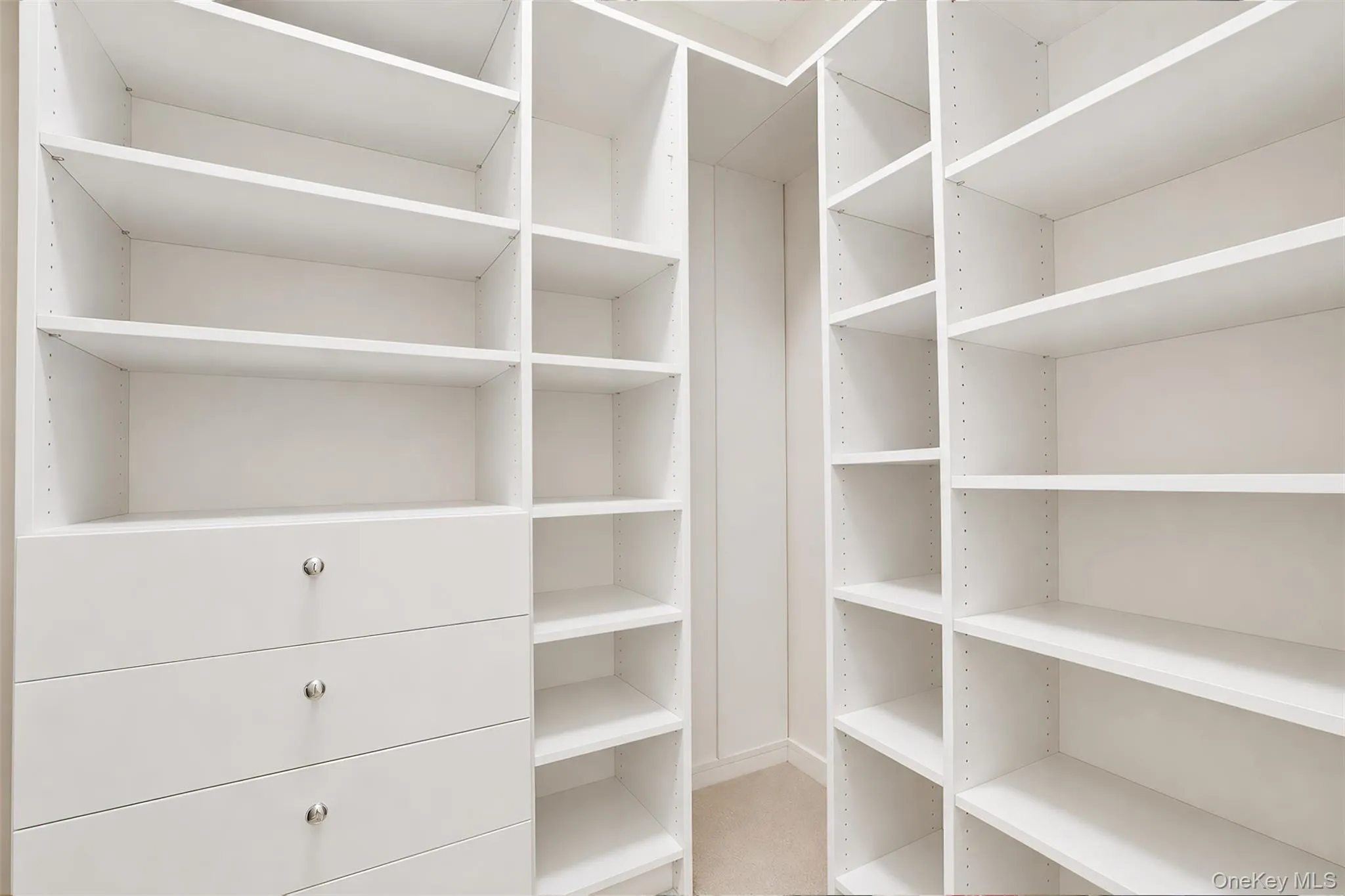 2 separate walking closets 2 separate walking closets