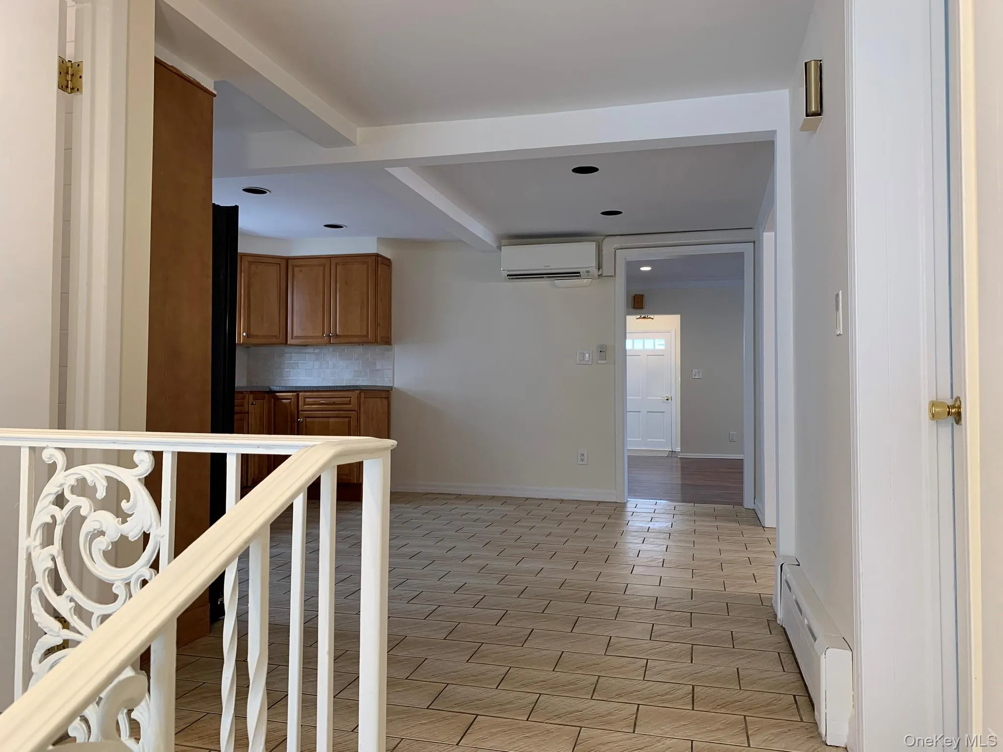 24 Hall Avenue, Eastchester, NY, 3 Bedrooms Bedrooms, 10 Rooms Rooms,2 BathroomsBathrooms,Residential Lease,For Rent,Hall,0,1006604 24 Hall Avenue, Eastchester, NY, 3 Bedrooms Bedrooms, 10 Rooms Rooms,2 BathroomsBathrooms,Residential Lease,For Rent,Hall,0,1006604