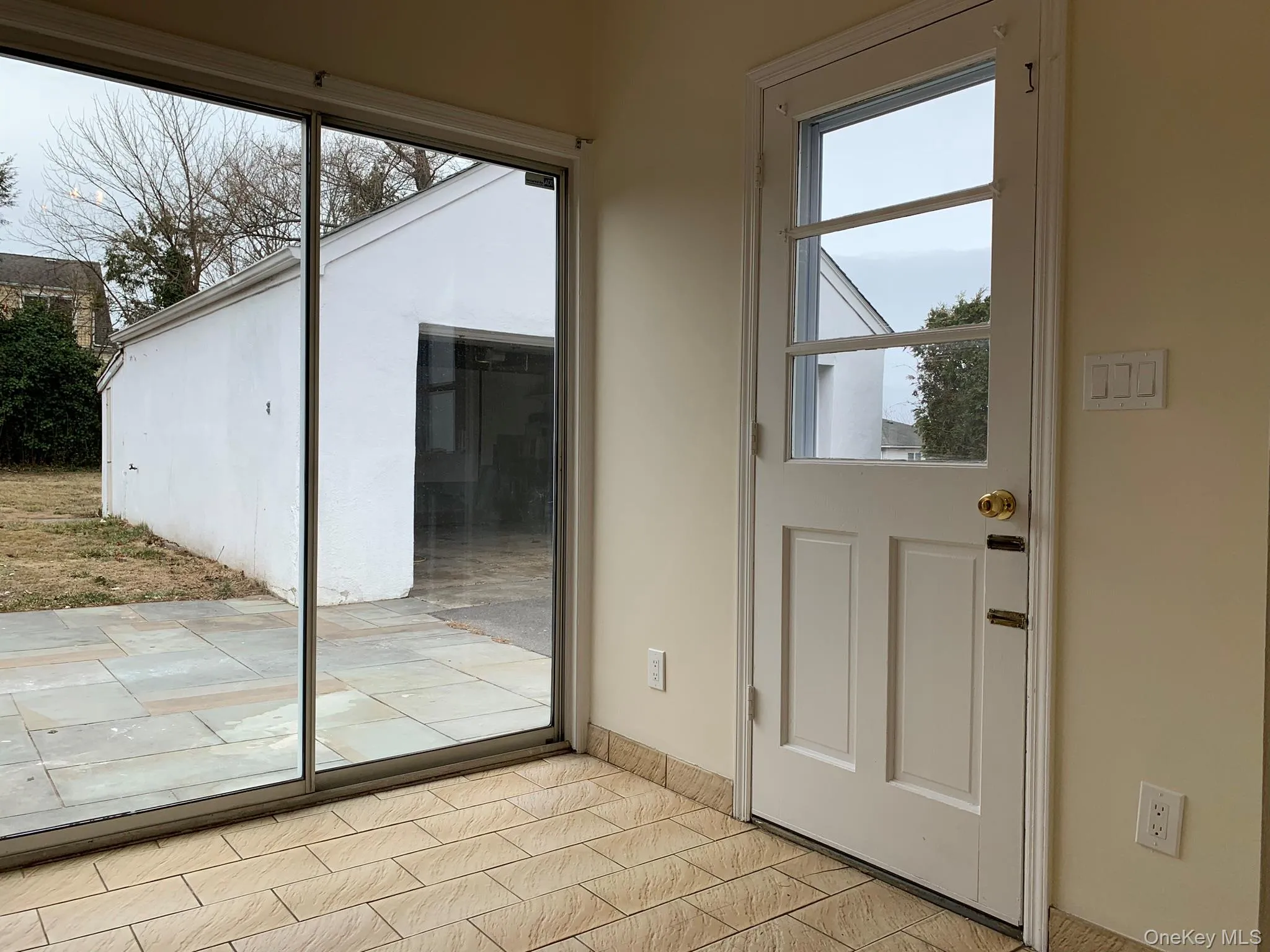 24 Hall Avenue, Eastchester, NY, 3 Bedrooms Bedrooms, 10 Rooms Rooms,2 BathroomsBathrooms,Residential Lease,For Rent,Hall,0,1006604 24 Hall Avenue, Eastchester, NY, 3 Bedrooms Bedrooms, 10 Rooms Rooms,2 BathroomsBathrooms,Residential Lease,For Rent,Hall,0,1006604