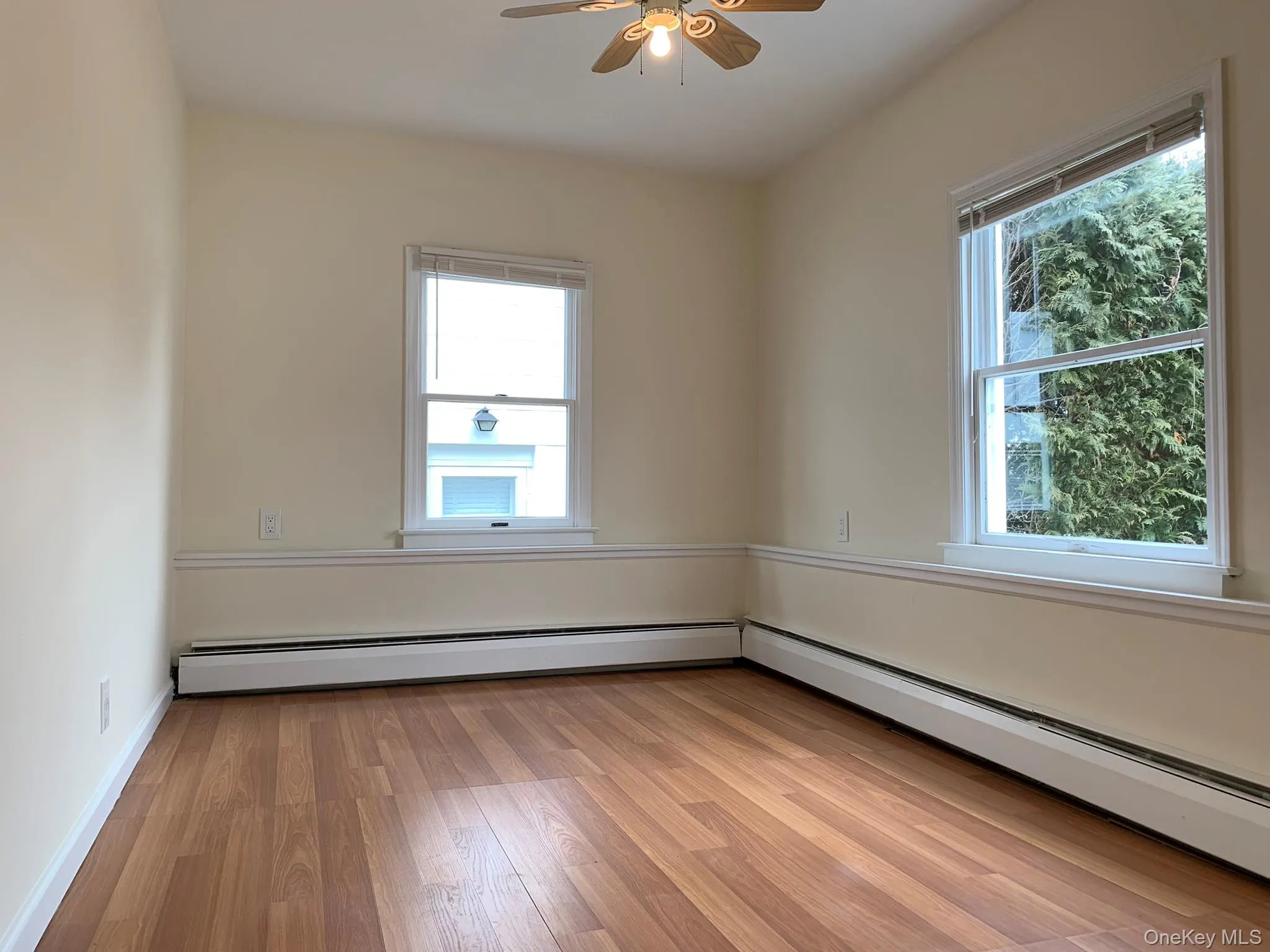 24 Hall Avenue, Eastchester, NY, 3 Bedrooms Bedrooms, 10 Rooms Rooms,2 BathroomsBathrooms,Residential Lease,For Rent,Hall,0,1006604 24 Hall Avenue, Eastchester, NY, 3 Bedrooms Bedrooms, 10 Rooms Rooms,2 BathroomsBathrooms,Residential Lease,For Rent,Hall,0,1006604