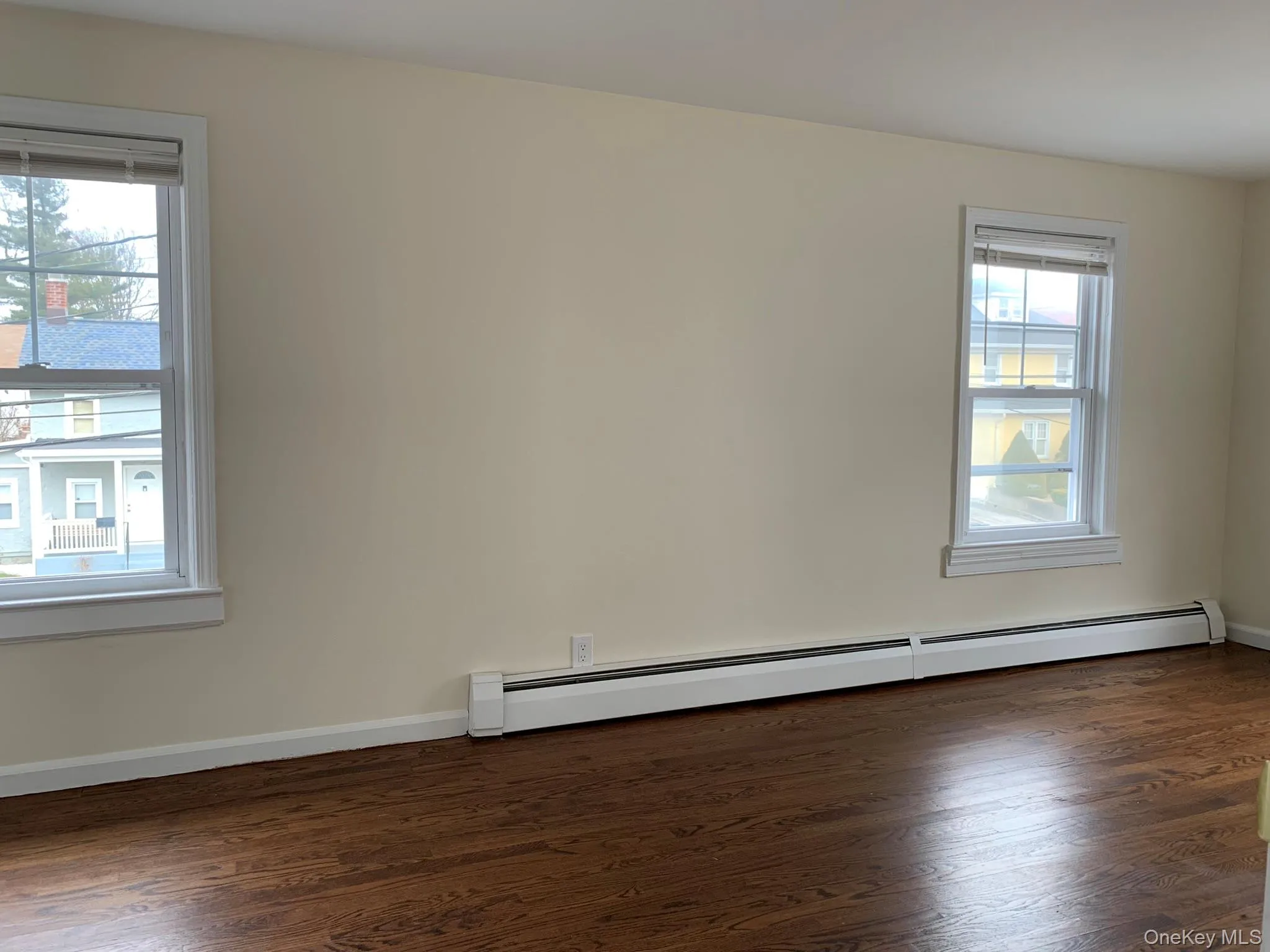 24 Hall Avenue, Eastchester, NY, 3 Bedrooms Bedrooms, 10 Rooms Rooms,2 BathroomsBathrooms,Residential Lease,For Rent,Hall,0,1006604 24 Hall Avenue, Eastchester, NY, 3 Bedrooms Bedrooms, 10 Rooms Rooms,2 BathroomsBathrooms,Residential Lease,For Rent,Hall,0,1006604
