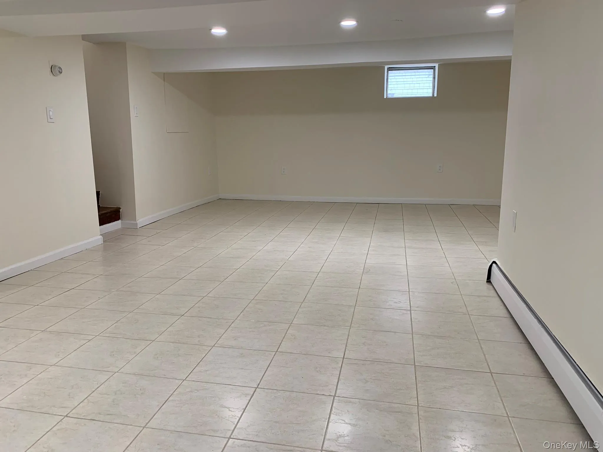 24 Hall Avenue, Eastchester, NY, 3 Bedrooms Bedrooms, 10 Rooms Rooms,2 BathroomsBathrooms,Residential Lease,For Rent,Hall,0,1006604 24 Hall Avenue, Eastchester, NY, 3 Bedrooms Bedrooms, 10 Rooms Rooms,2 BathroomsBathrooms,Residential Lease,For Rent,Hall,0,1006604