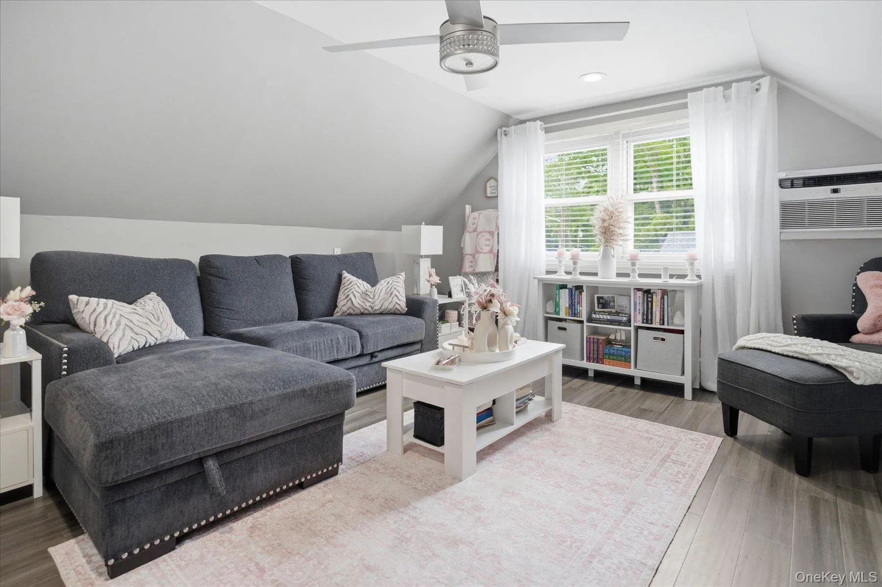 272 Hamilton Avenue, Oyster Bay, NY, 4 Bedrooms Bedrooms, 7 Rooms Rooms,3 BathroomsBathrooms,Residential,For Rent,Hamilton,0,1006609 272 Hamilton Avenue, Oyster Bay, NY, 4 Bedrooms Bedrooms, 7 Rooms Rooms,3 BathroomsBathrooms,Residential,For Rent,Hamilton,0,1006609