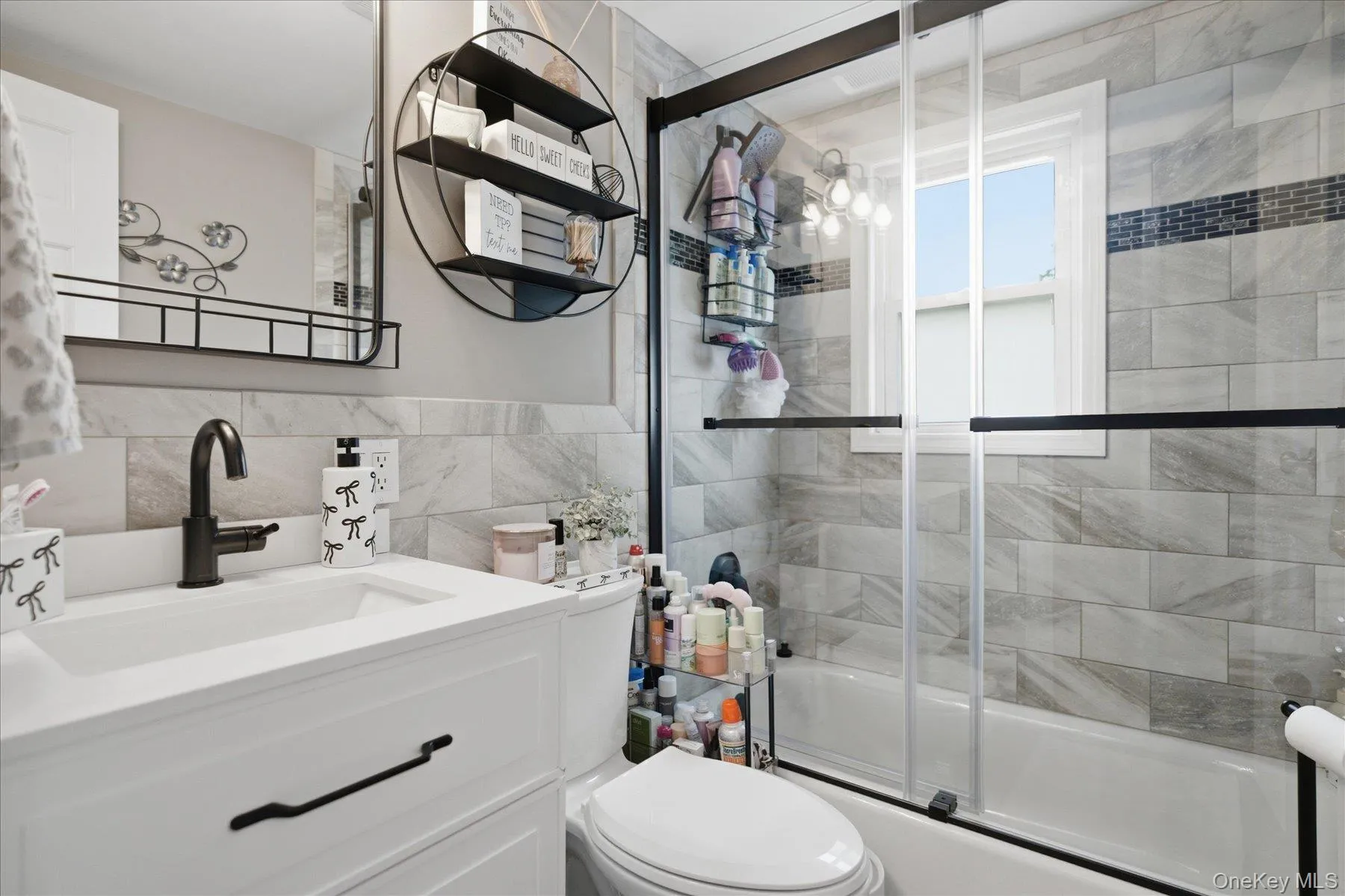 272 Hamilton Avenue, Oyster Bay, NY, 4 Bedrooms Bedrooms, 7 Rooms Rooms,3 BathroomsBathrooms,Residential,For Rent,Hamilton,0,1006609 272 Hamilton Avenue, Oyster Bay, NY, 4 Bedrooms Bedrooms, 7 Rooms Rooms,3 BathroomsBathrooms,Residential,For Rent,Hamilton,0,1006609