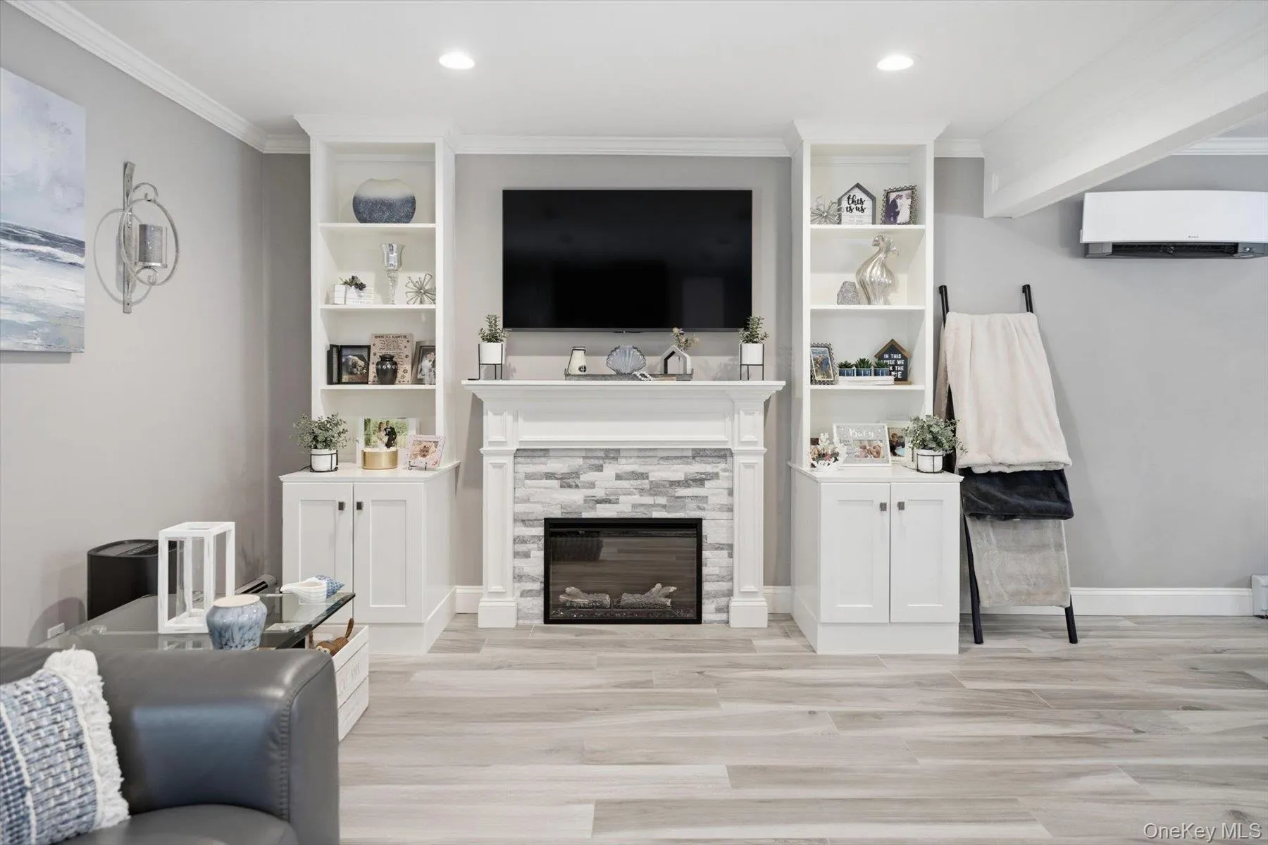 272 Hamilton Avenue, Oyster Bay, NY, 4 Bedrooms Bedrooms, 7 Rooms Rooms,3 BathroomsBathrooms,Residential,For Rent,Hamilton,0,1006609 272 Hamilton Avenue, Oyster Bay, NY, 4 Bedrooms Bedrooms, 7 Rooms Rooms,3 BathroomsBathrooms,Residential,For Rent,Hamilton,0,1006609