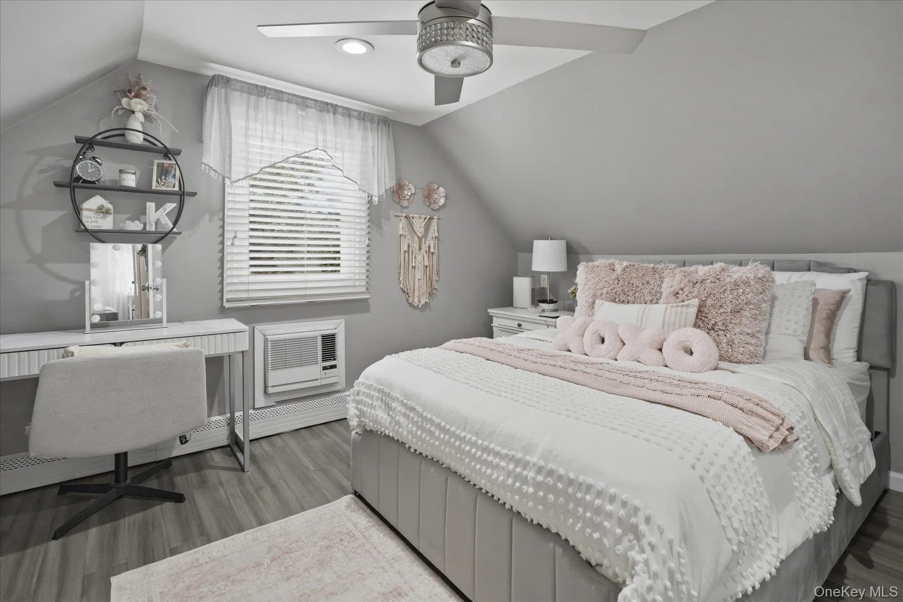 272 Hamilton Avenue, Oyster Bay, NY, 4 Bedrooms Bedrooms, 7 Rooms Rooms,3 BathroomsBathrooms,Residential,For Rent,Hamilton,0,1006609 272 Hamilton Avenue, Oyster Bay, NY, 4 Bedrooms Bedrooms, 7 Rooms Rooms,3 BathroomsBathrooms,Residential,For Rent,Hamilton,0,1006609