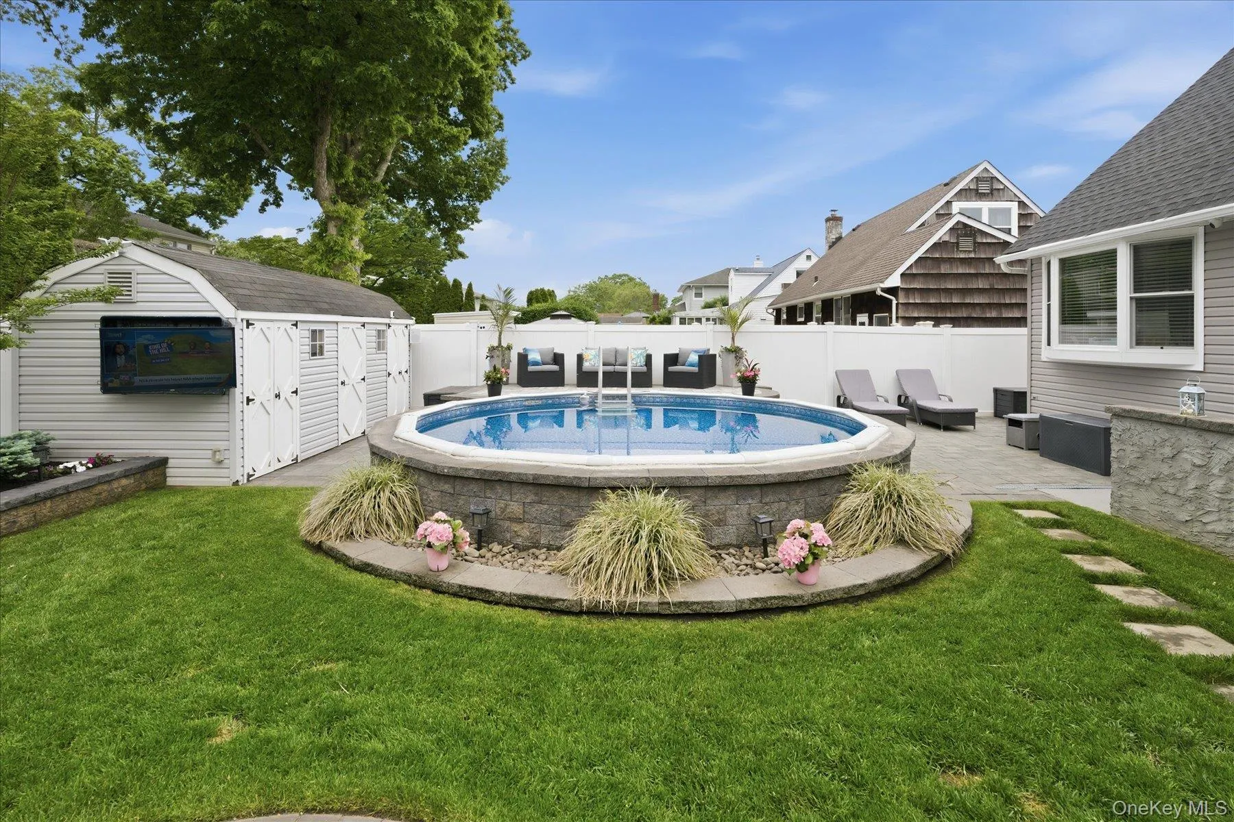 272 Hamilton Avenue, Oyster Bay, NY, 4 Bedrooms Bedrooms, 7 Rooms Rooms,3 BathroomsBathrooms,Residential,For Rent,Hamilton,0,1006609 272 Hamilton Avenue, Oyster Bay, NY, 4 Bedrooms Bedrooms, 7 Rooms Rooms,3 BathroomsBathrooms,Residential,For Rent,Hamilton,0,1006609