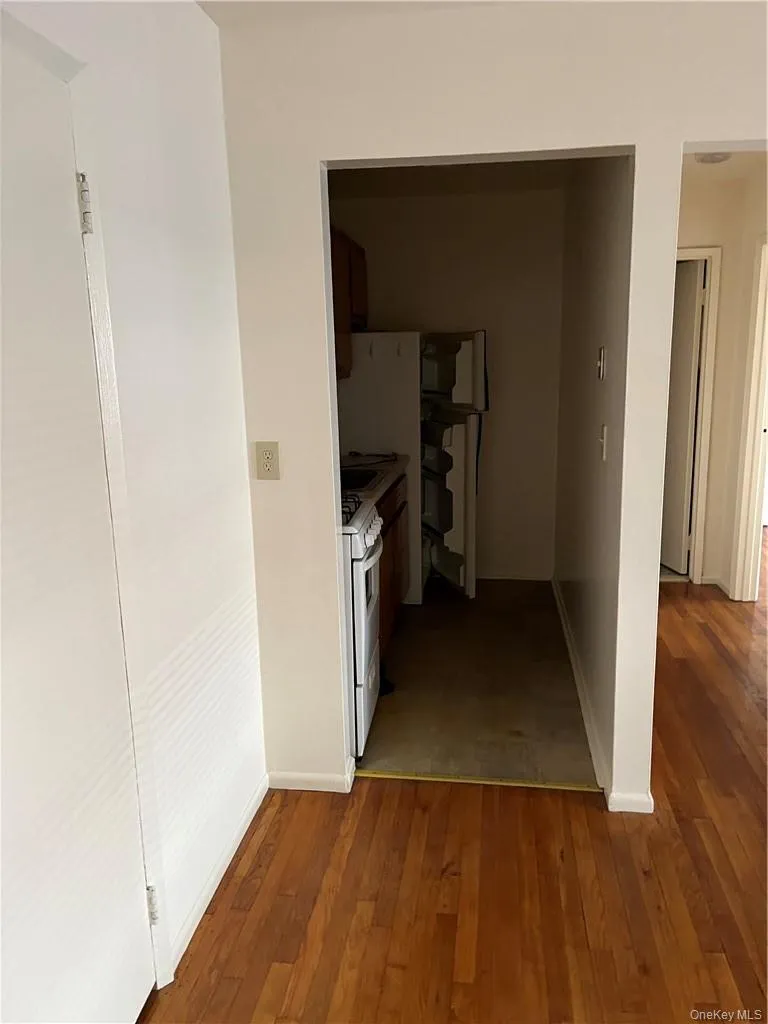103 d north middletown, Orangetown, NY, 1 Bedroom Bedrooms, 3 Rooms Rooms,1 BathroomBathrooms,Residential Lease,For Rent,north middletown,0,1006614 103 d north middletown, Orangetown, NY, 1 Bedroom Bedrooms, 3 Rooms Rooms,1 BathroomBathrooms,Residential Lease,For Rent,north middletown,0,1006614